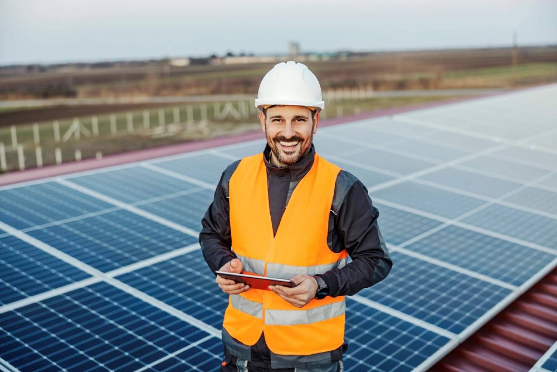 ¿Cuánto cuesta instalar placas solares?, con ISF