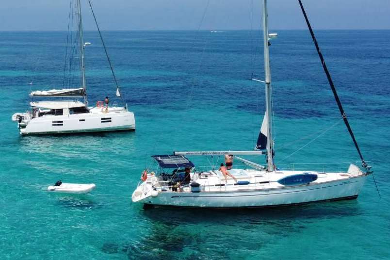 Alquiler de barcos, veleros, catamaranes y yates en Formentera e Ibiza