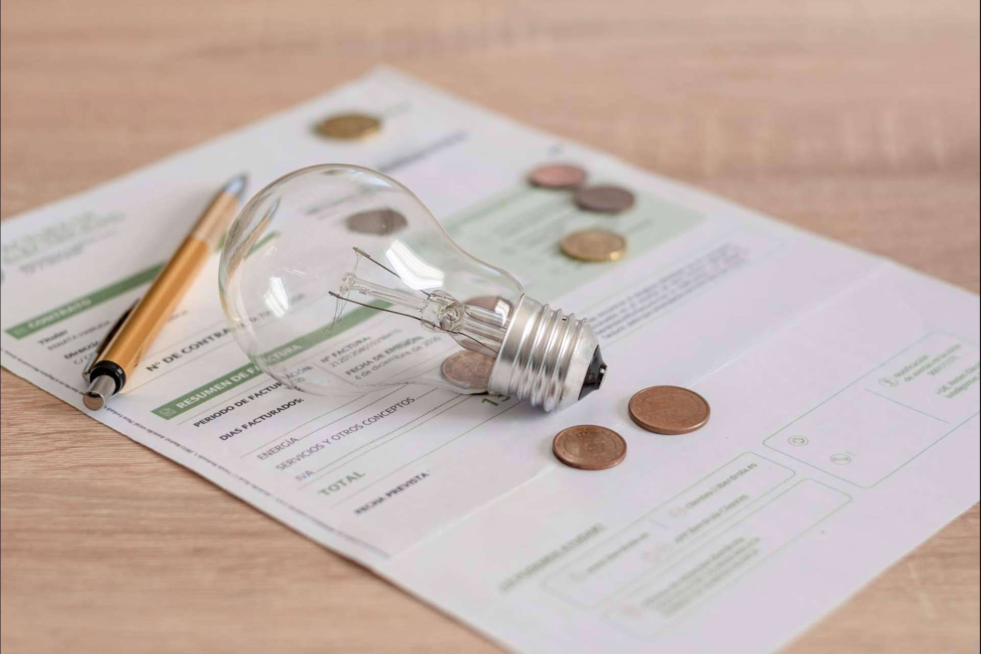 Información sobre el precio de la luz de la mano de Apaga Luz