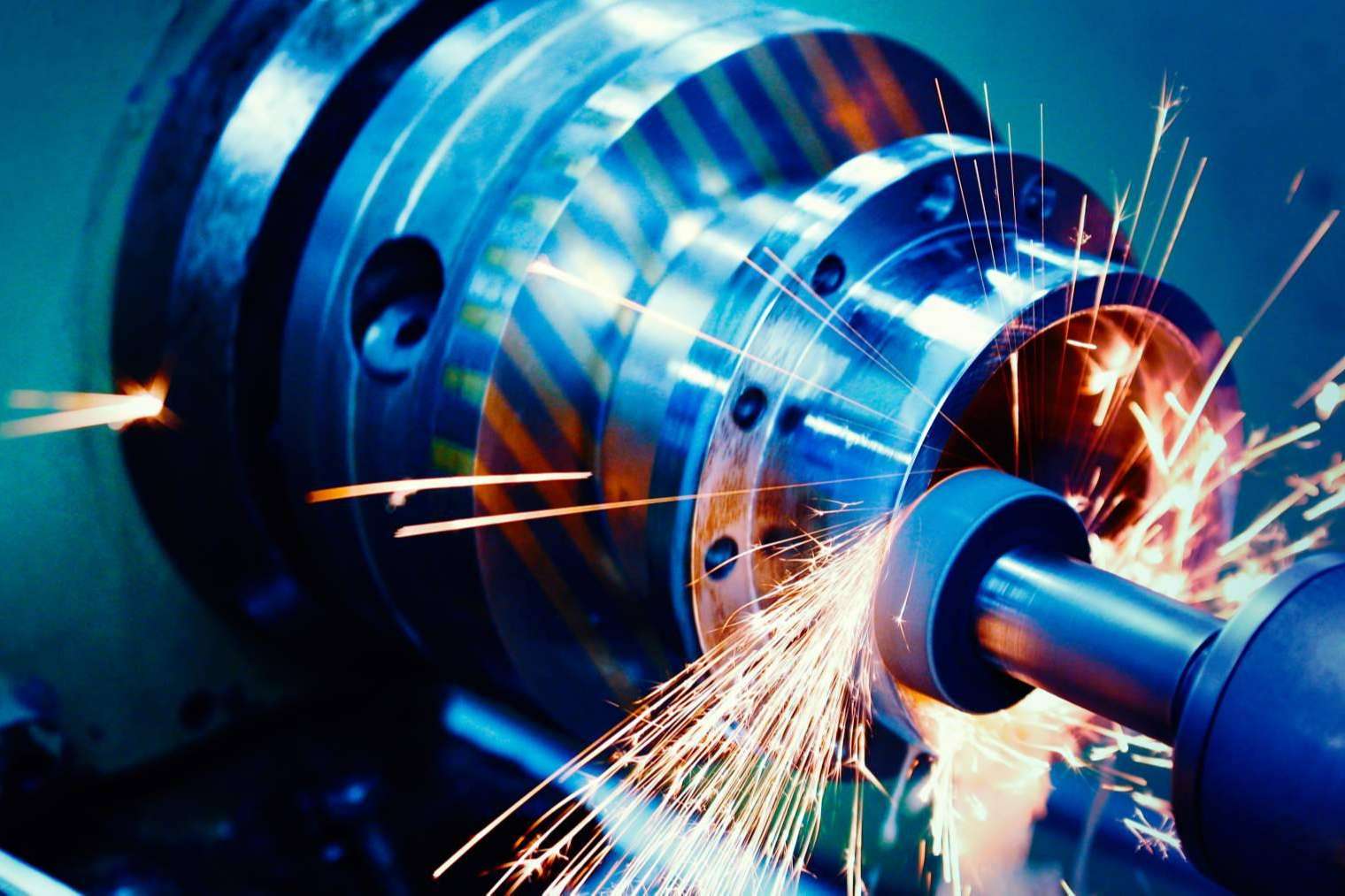 Empresas de automoción ahorraron 1 millón de euros en 2022 gracias a la compra de energía a largo plazo