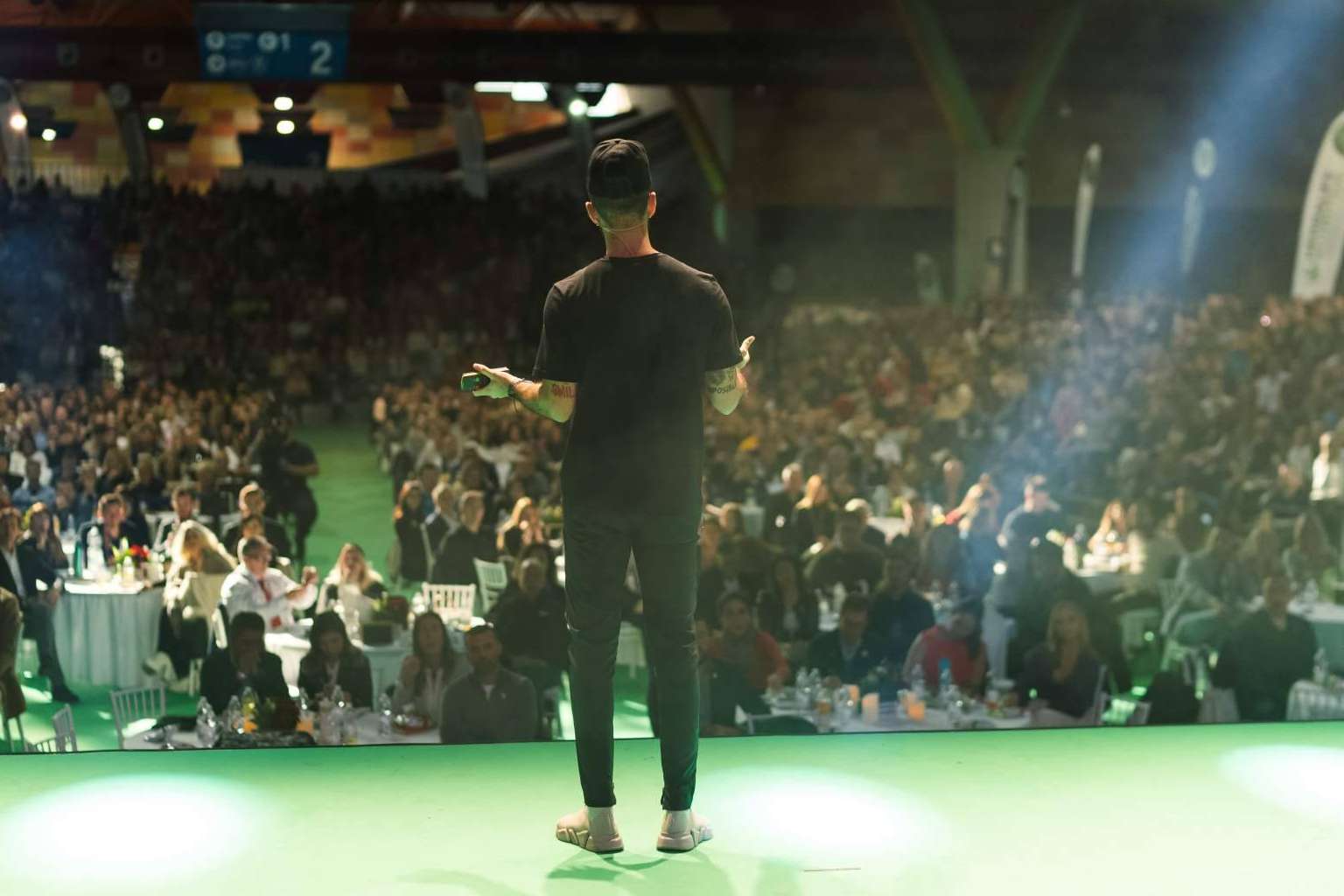 La metodología HIT de Javi Rodríguez está transformando la industria del emprendimiento junto a Héroes sin Capa