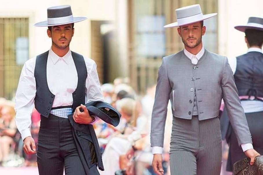 Cómo vestir con traje de corto para fería y romería, explicado por Viva la Feria