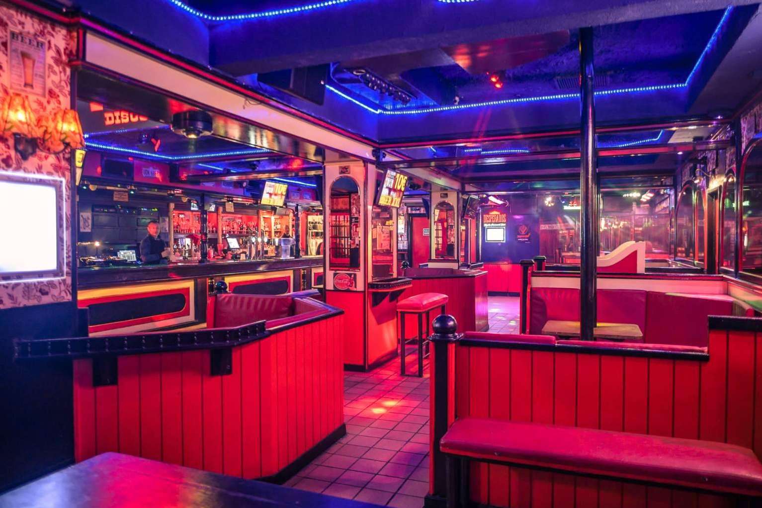 Texas Disco Bar es una de las mejores experiencias de fiesta en Lloret de Mar