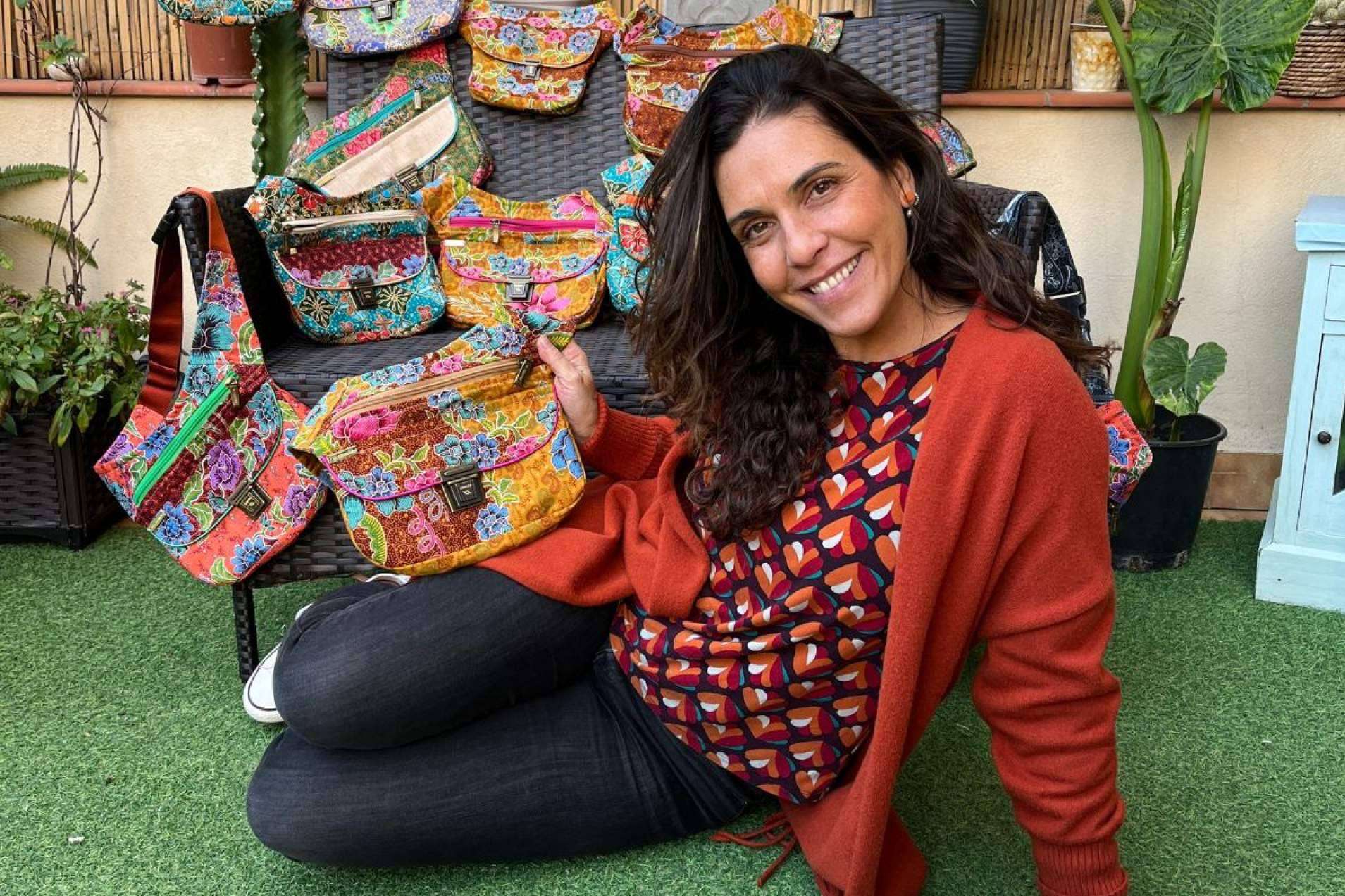 Caomka se viste de fiesta por su 9º aniversario y presenta sus riñoneras más exclusivas