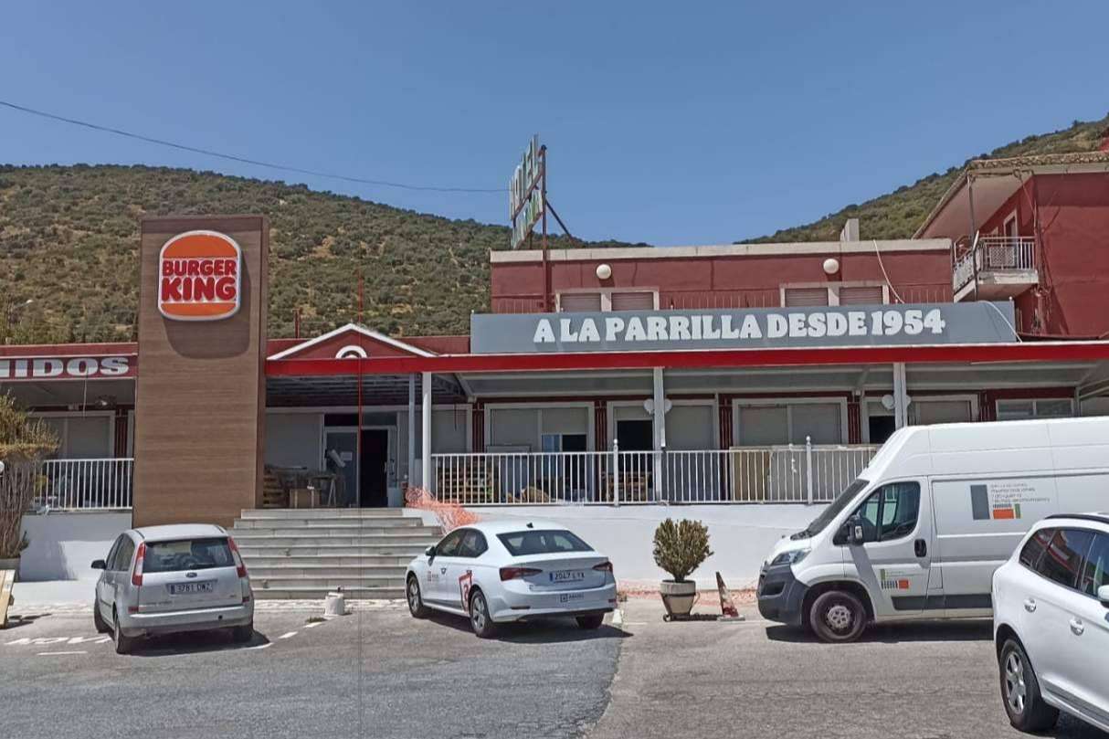 Señalización e implantación de identidad visual, con Compañía General del Rótulo (CGR)
