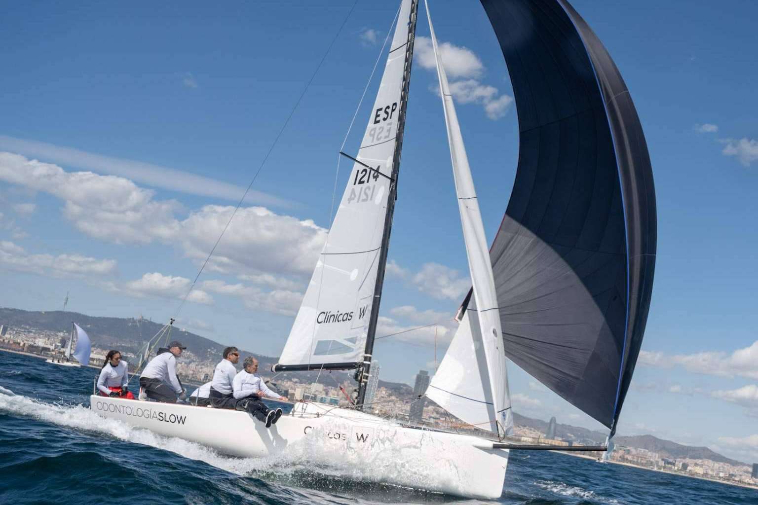 El equipo de Clínicas W Sailing Team está listo para dar inicio a la Copa de España de J70