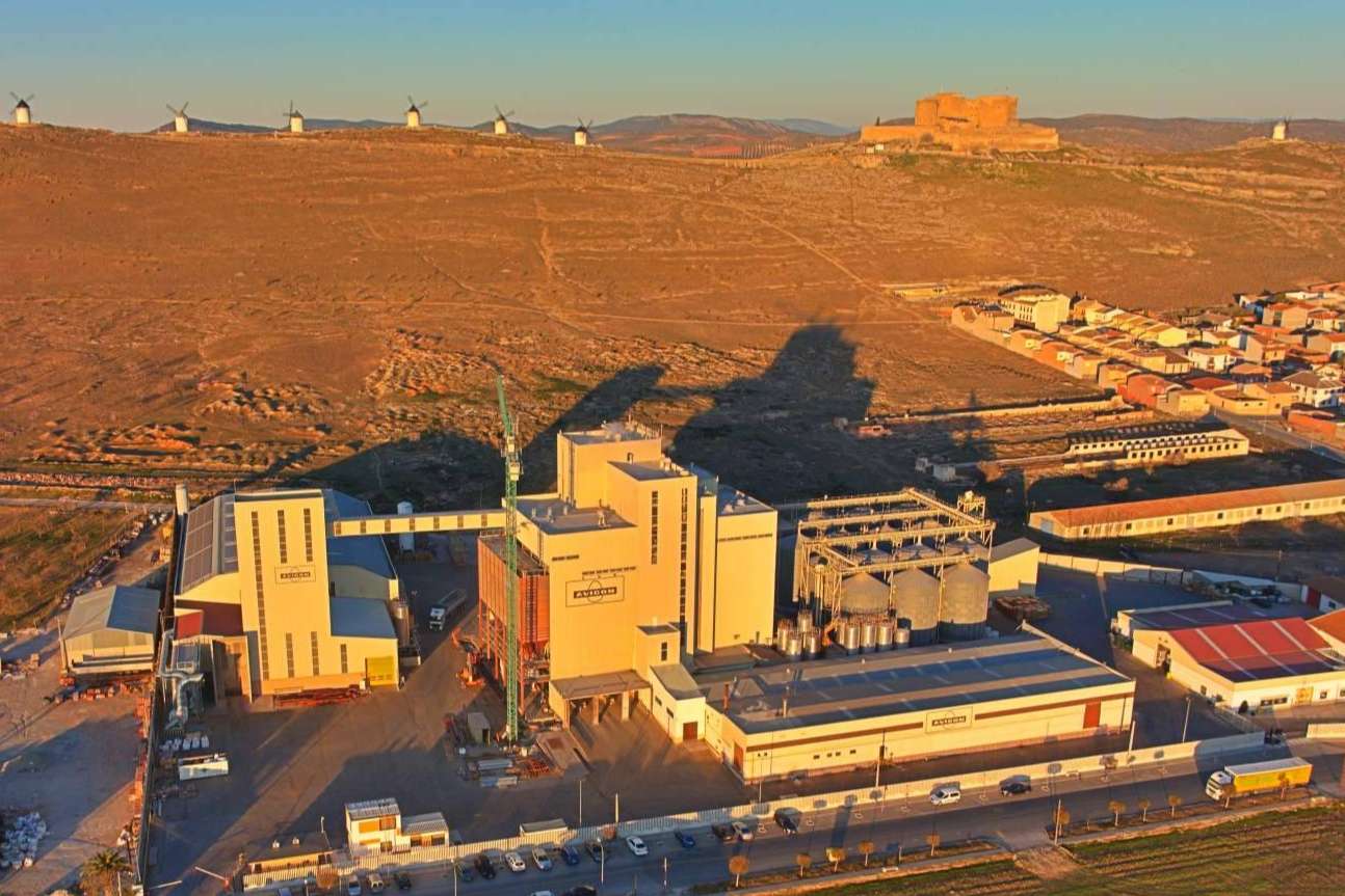 ¿Dónde encontrar piensos de calidad con buenos rendimientos? Cooperativa Ganadera Avicon