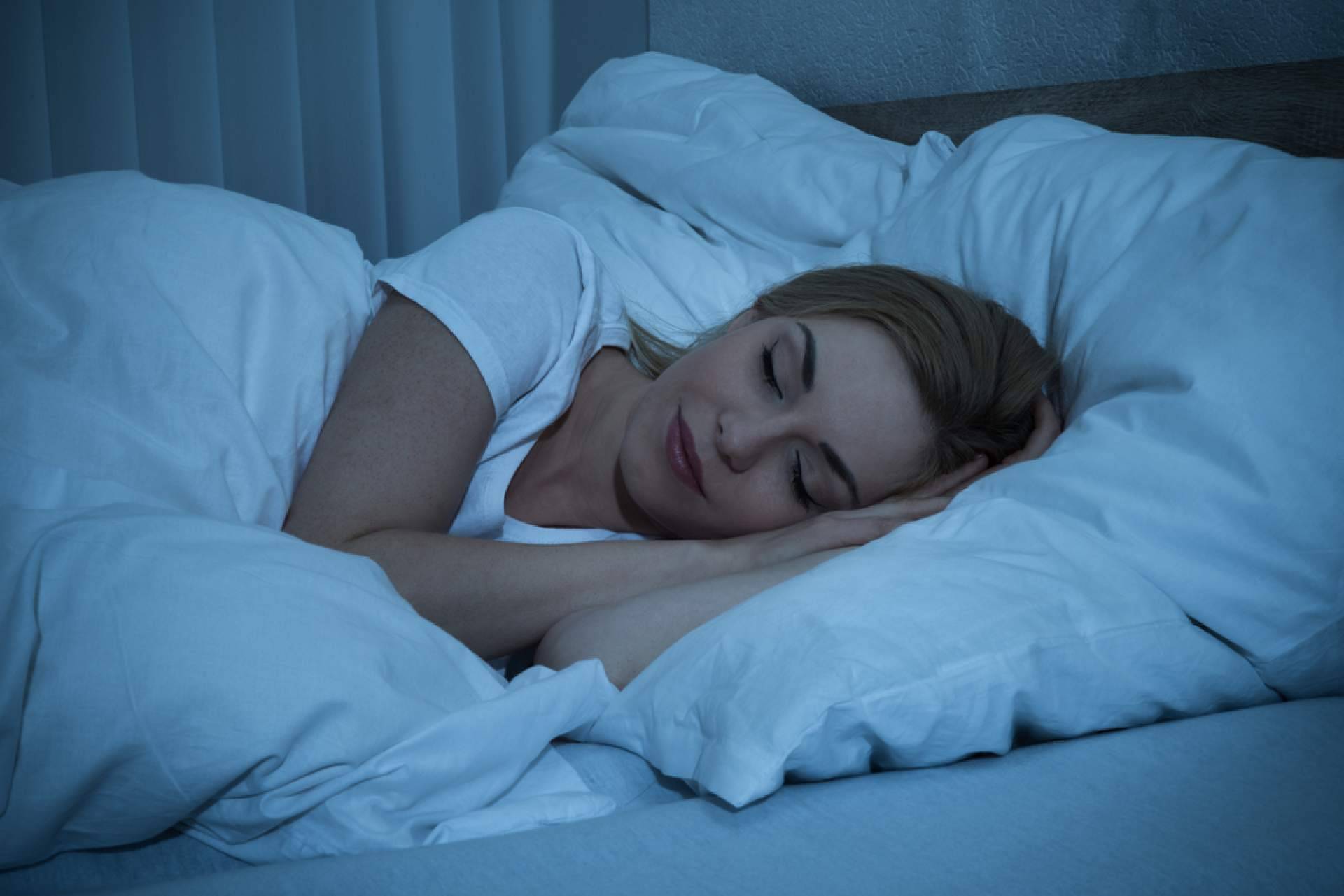 Dormir plácidamente con los productos naturales para combatir el insomnio de HerbaClock
