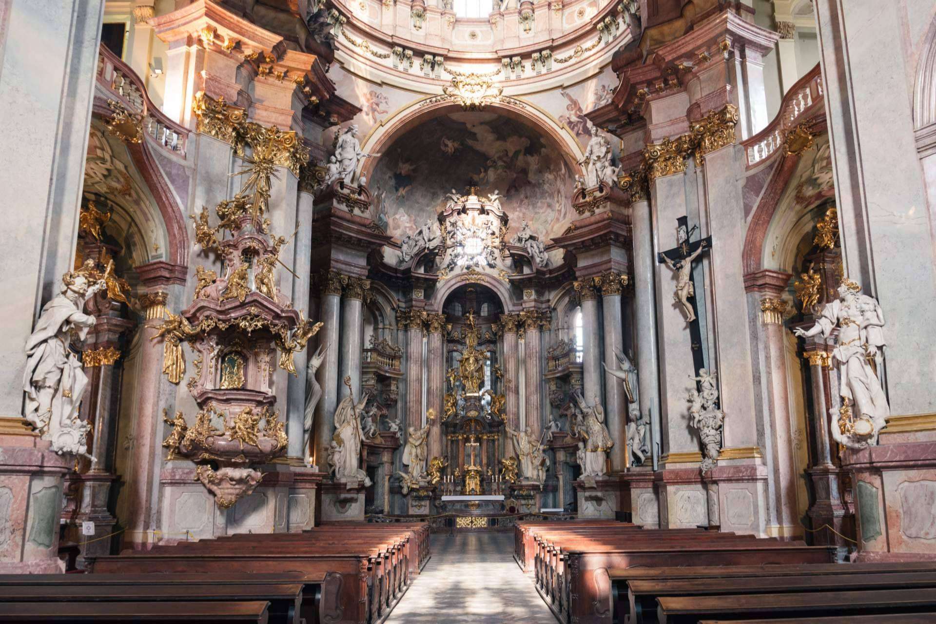 La iglesia de Santa Cristina es un caso de éxito Belltron en Madrid