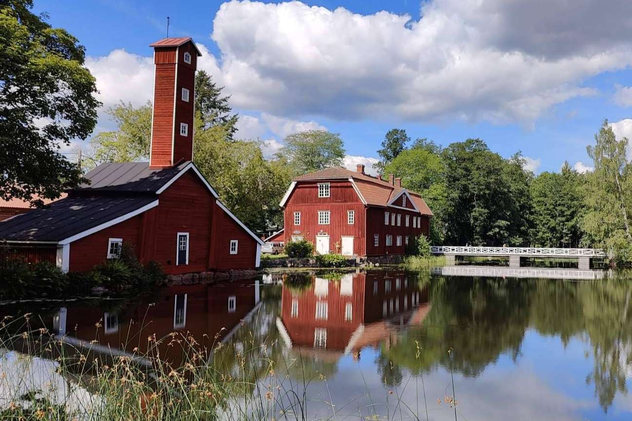 Circuitos en español para una experiencia única que permiten descubrir la belleza natural y cultural de Finlandia