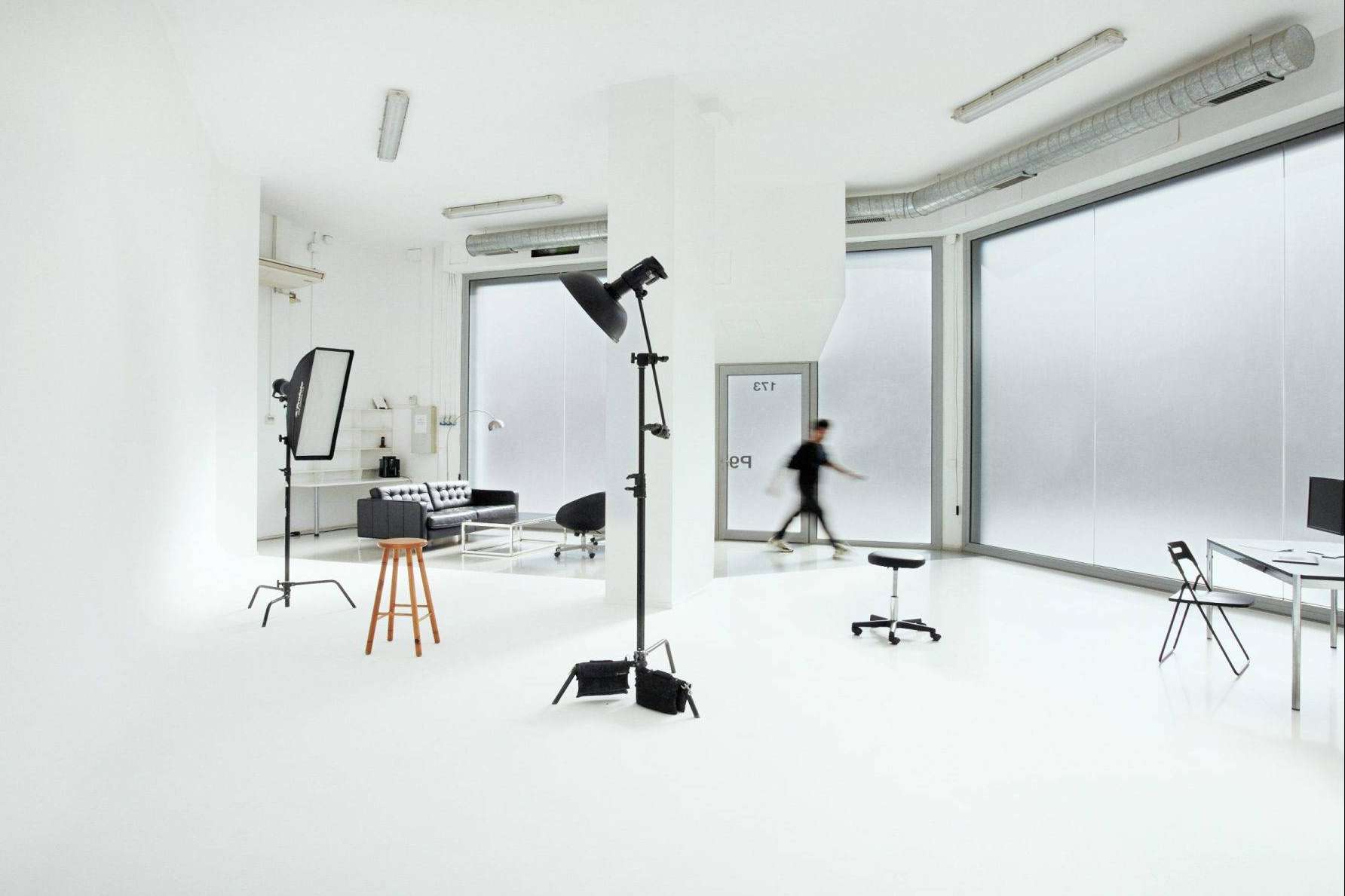Alquilar un estudio fotográfico es una opción cada vez más elegida por los profesionales, según Studio P9
