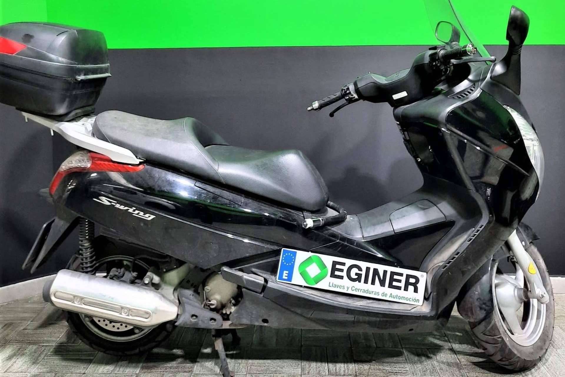 La solución por si se pierden las llaves de la moto, con EGINER
