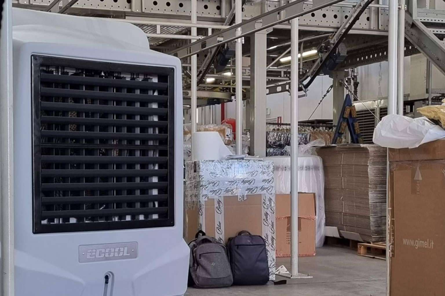 Esencial Cool presenta su aire acondicionado portátil para empresas, para obtener climatización agradable e instantánea
