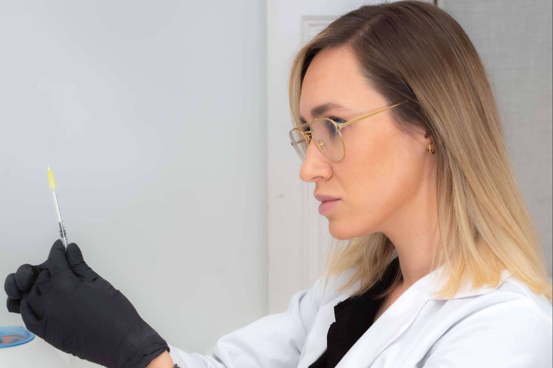 Sandra Hermida, la doctora gallega que rompe todos los mitos de la medicina estética