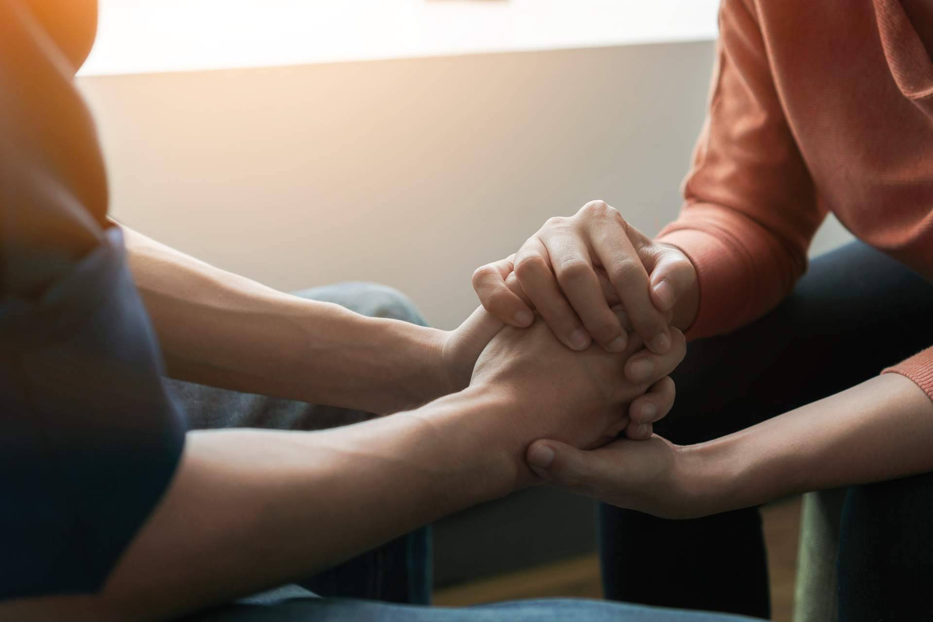 Pautas esenciales para encontrar apoyo psicológico confiable; cómo identificar un servicio confiable