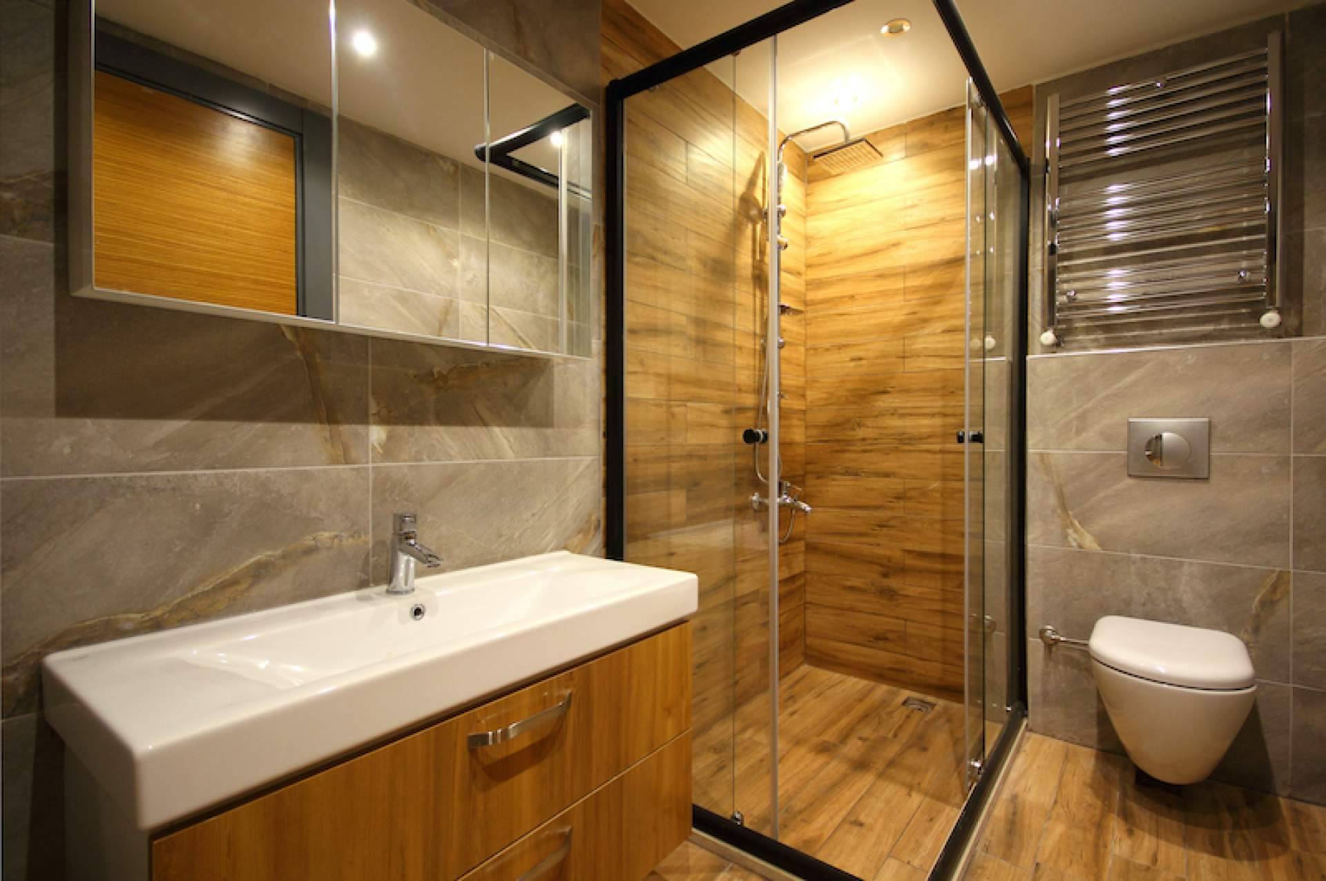 Usar azulejos efecto madera en el hogar y sus diversas ventajas