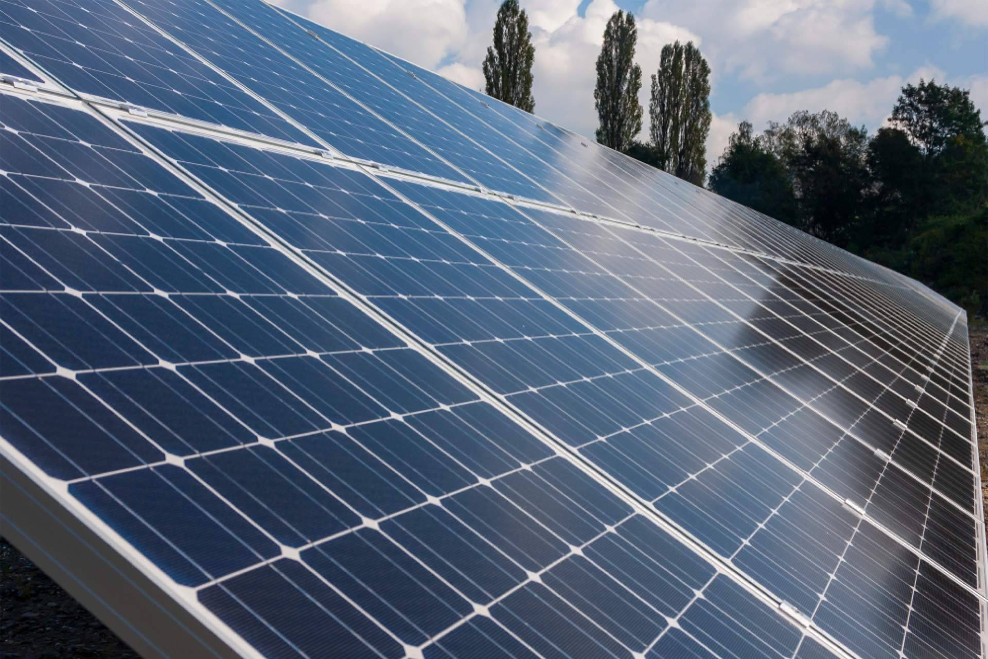 Alquilar placas solares fotovoltaicas con Inver Finex