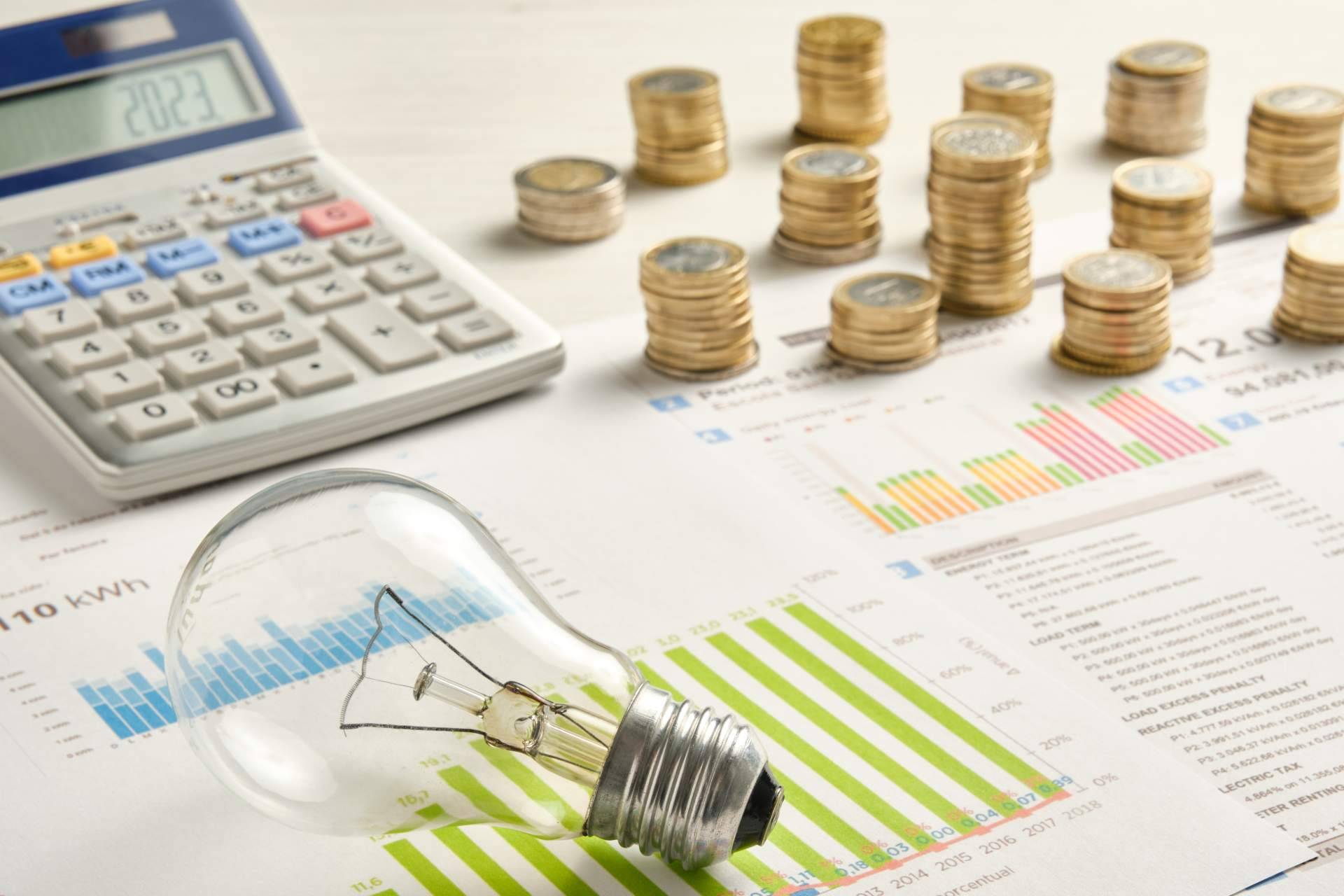 Menosdeluz.com cumple un año generando ahorro a más de 75.000 hogares