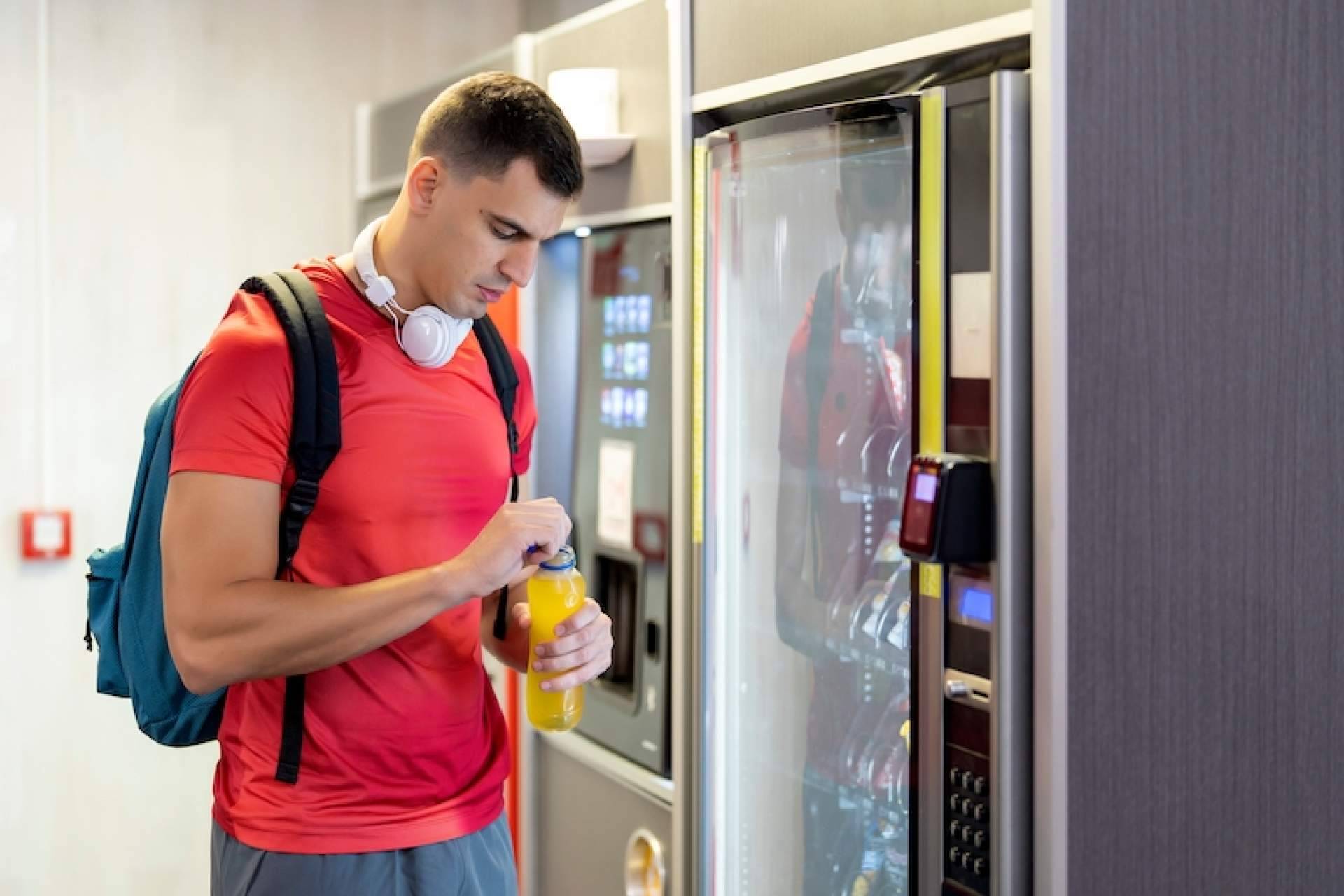 C&B Señor sobre las razones para incluir una máquina de vending en una empresa