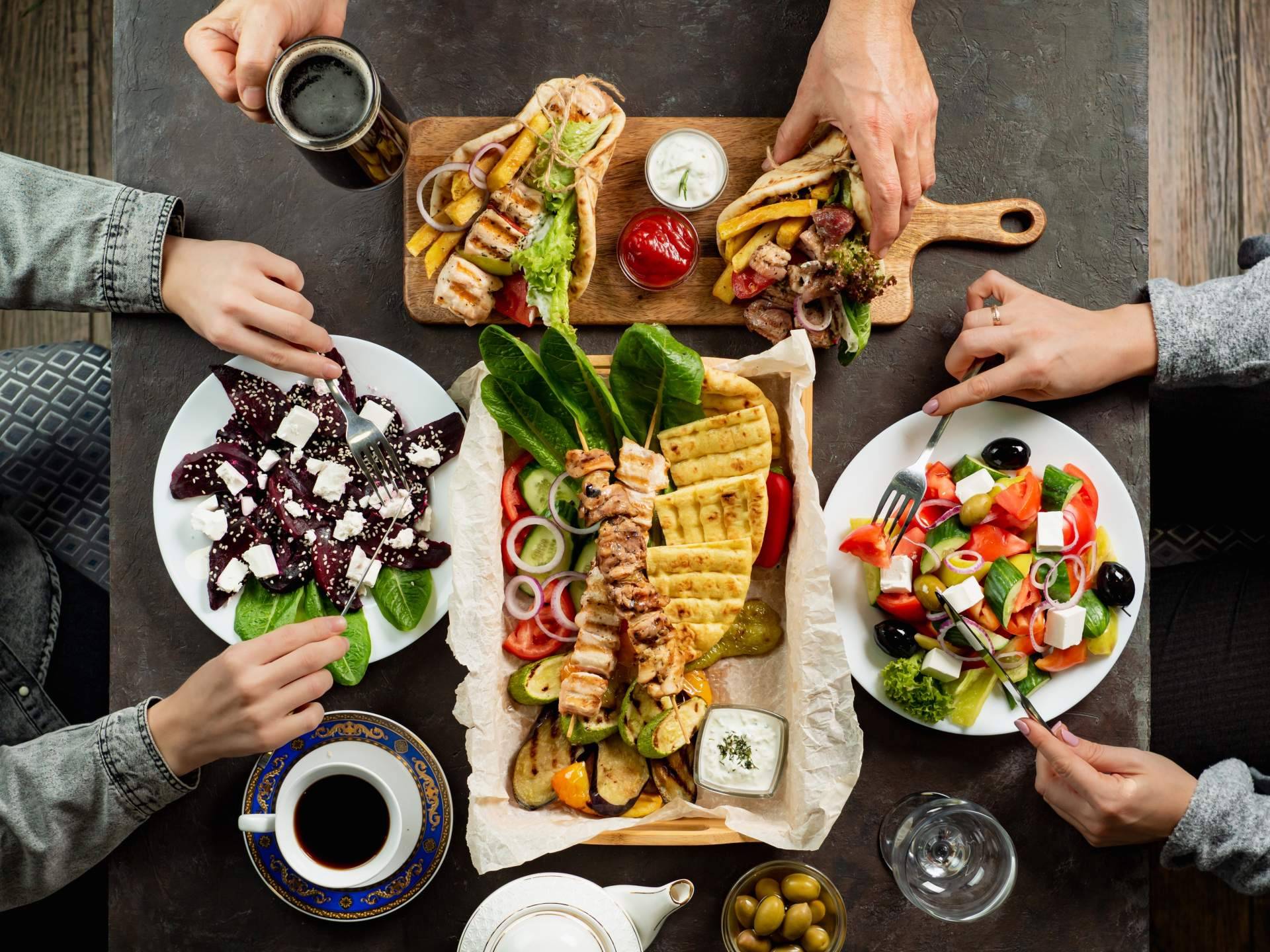Disfrutar de la cocina griega con recetas auténticas en Greek Aribau