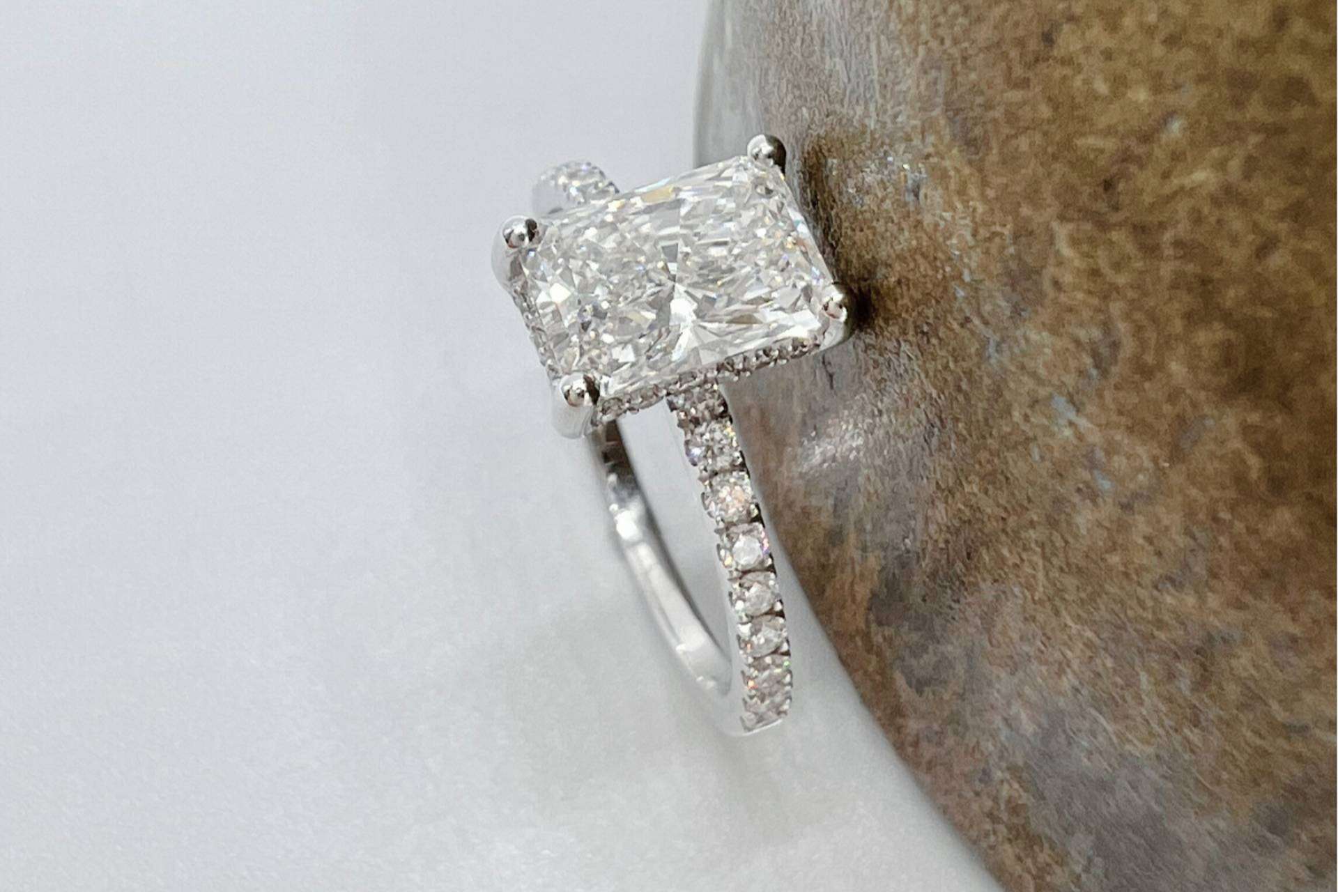 Diana, el anillo de compromiso con una esencia especial de Mimoke