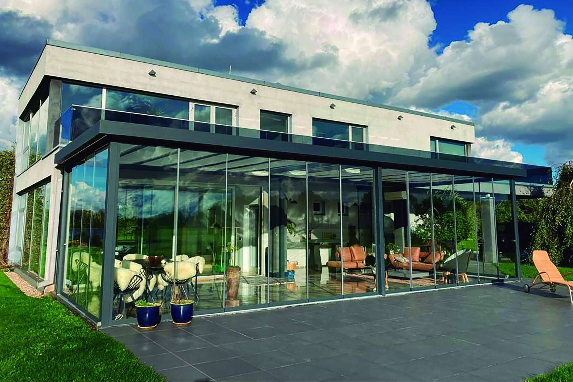 La estética y el estilo de los cerramientos acristalados de la empresa C3 Systems