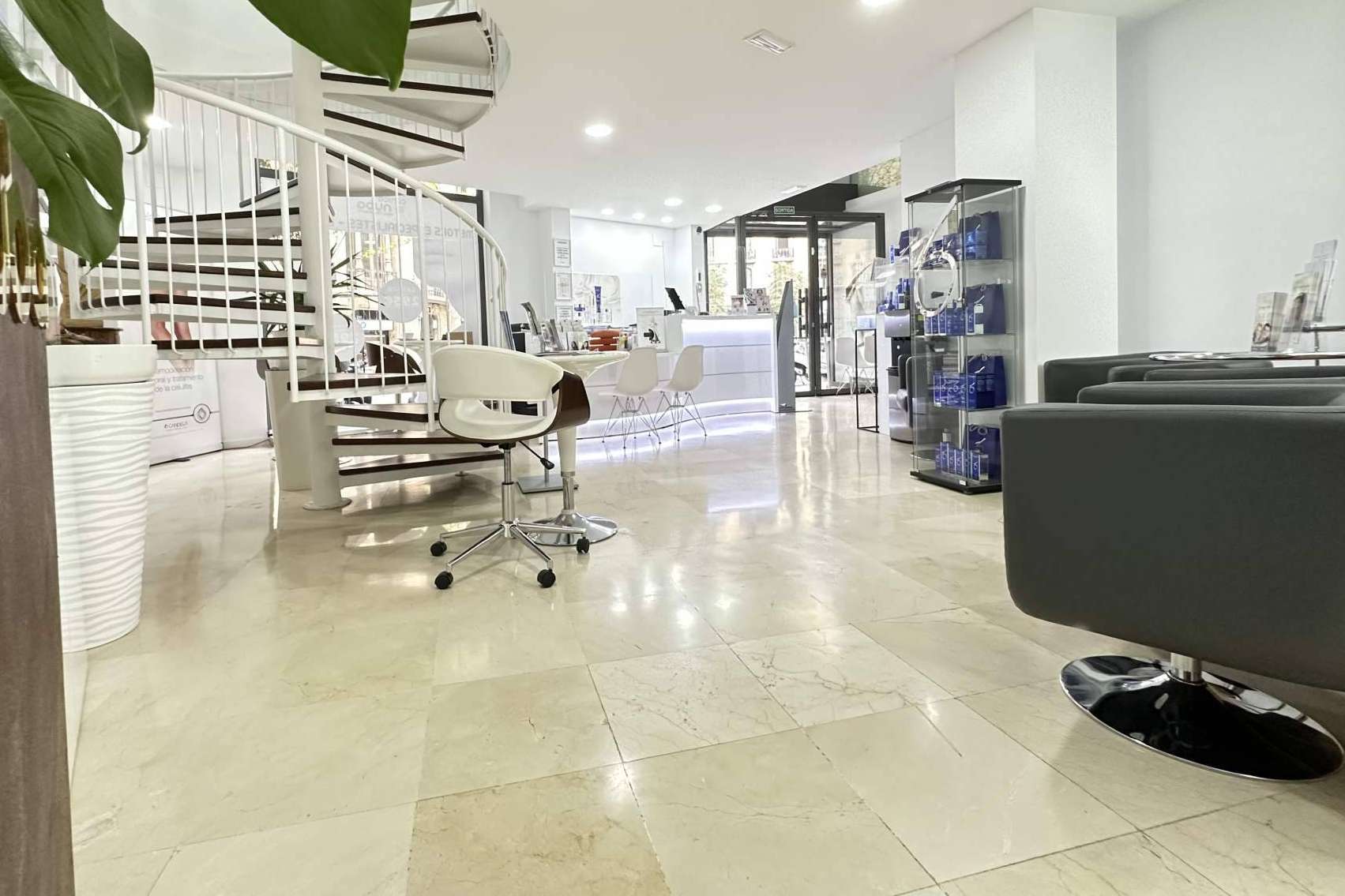 Clínica Nuba es un centro de confianza que se especializa en medicina estética, cirugía plástica y plataforma láser