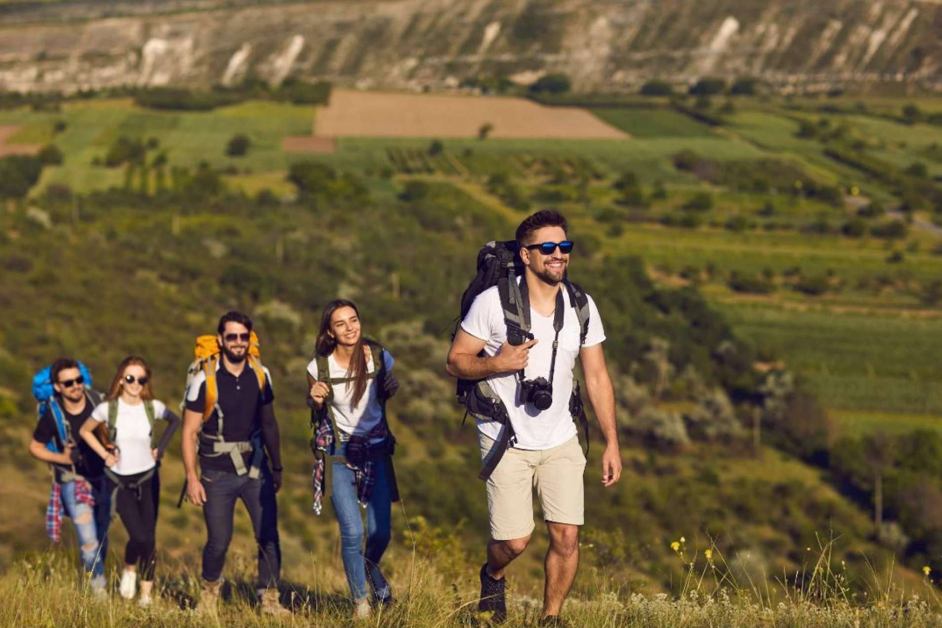 ¿Cuáles son las ventajas de llevar a cabo eventos corporativos en verano?, con Connect2Enjoy