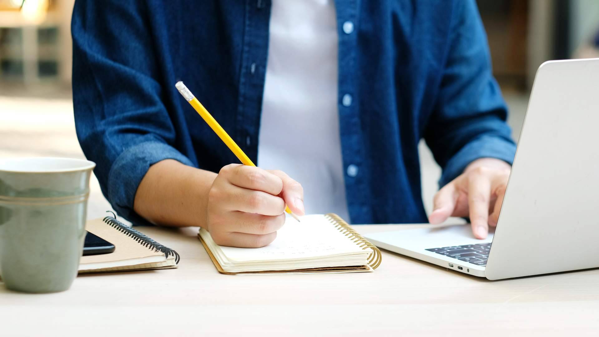 Los mejores trabajos para estudiantes este verano 2023