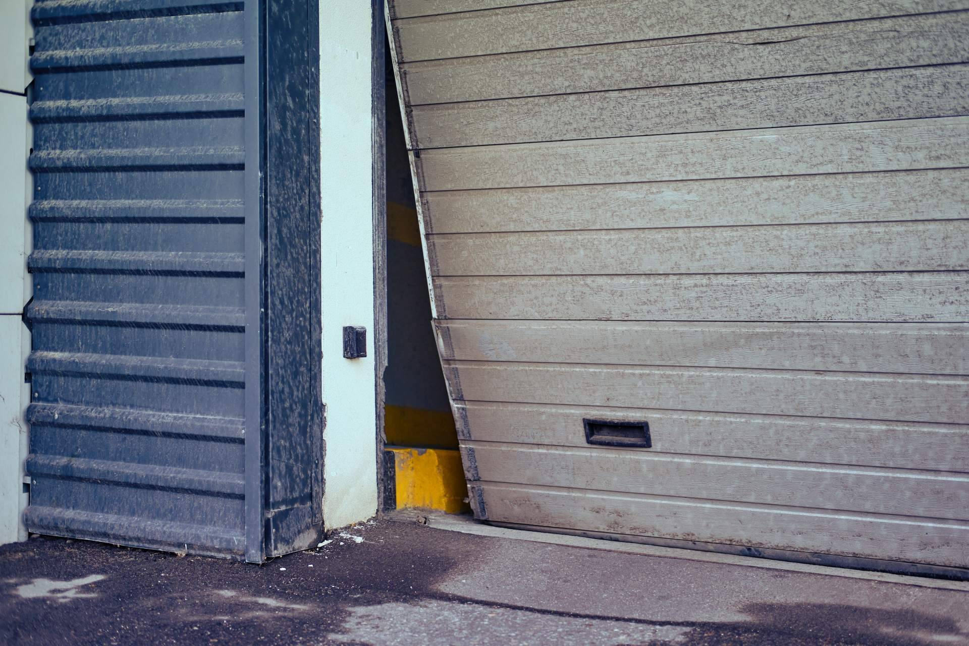 Soluciones personalizadas para el mantenimiento y actualización de puertas de garaje de la mano de Segova