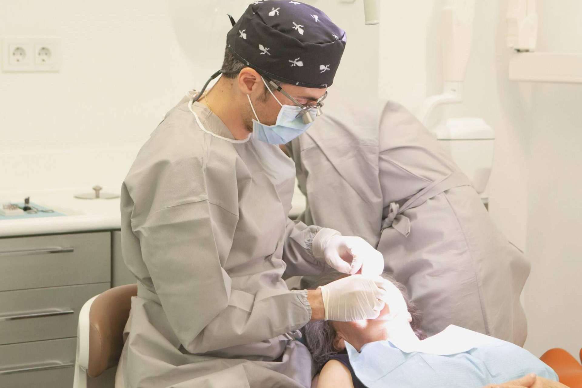 ¿Qué es el edentulismo y cómo tratarlo?, con Clínica Dental Ruiz de Gopegui