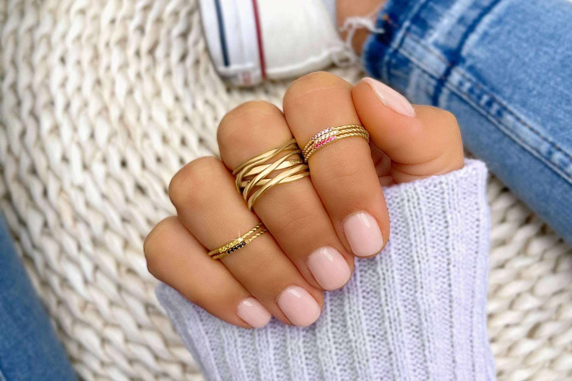 ¿Cómo cuidar joyas en verano? Los consejos de Le Petite Marie