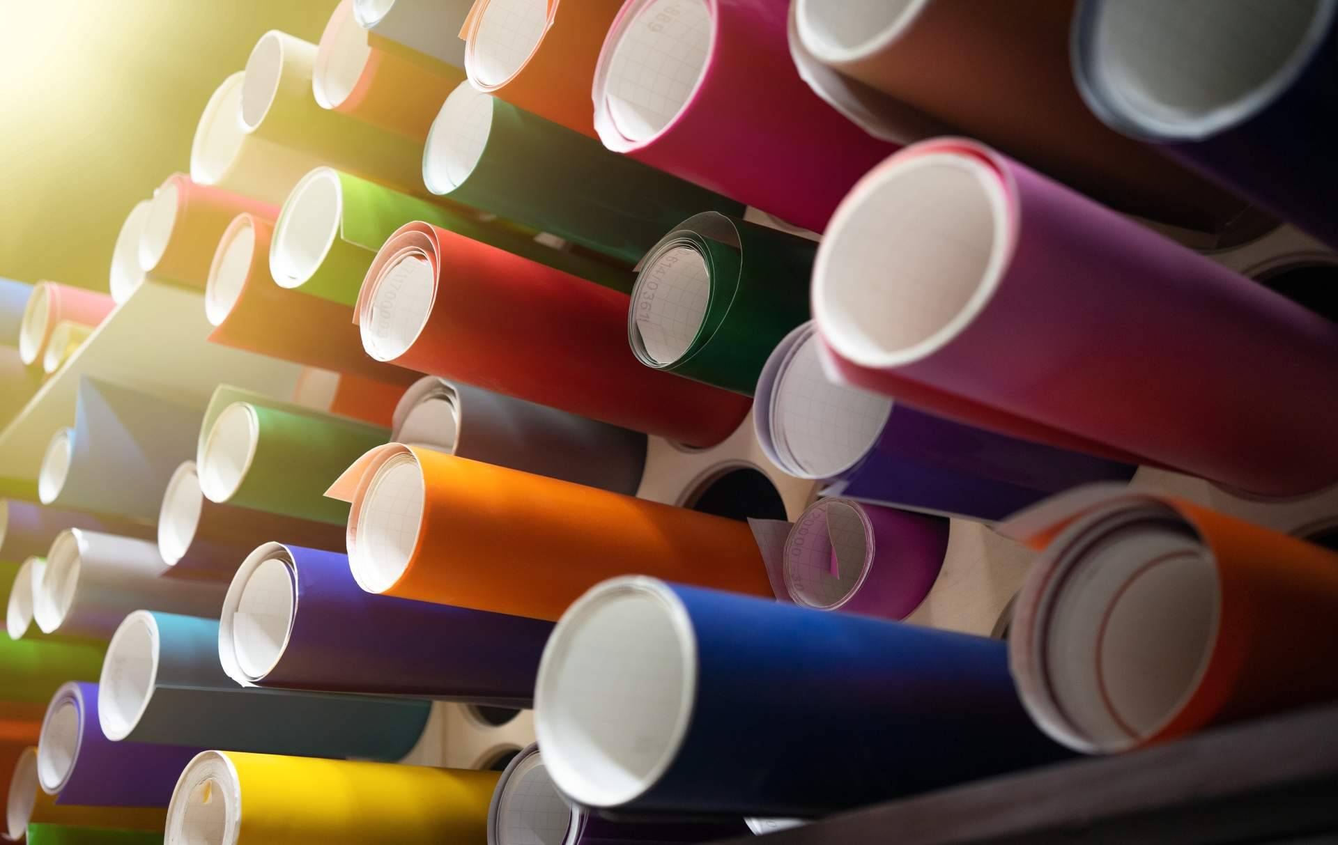¿Dónde encontrar una empresa fabricante de vinilos para coche? SEVU Printing