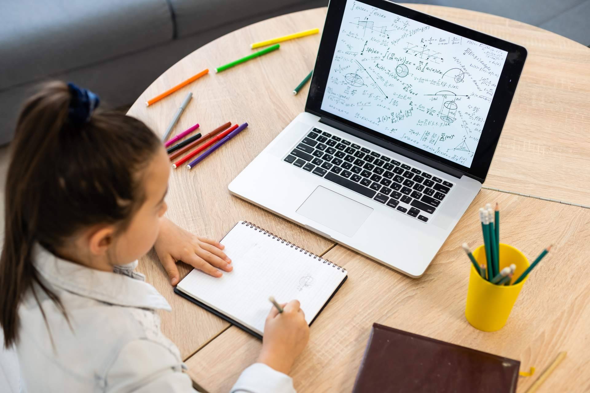 ¿Cómo crear una web estratégica?, por Ideando Azul