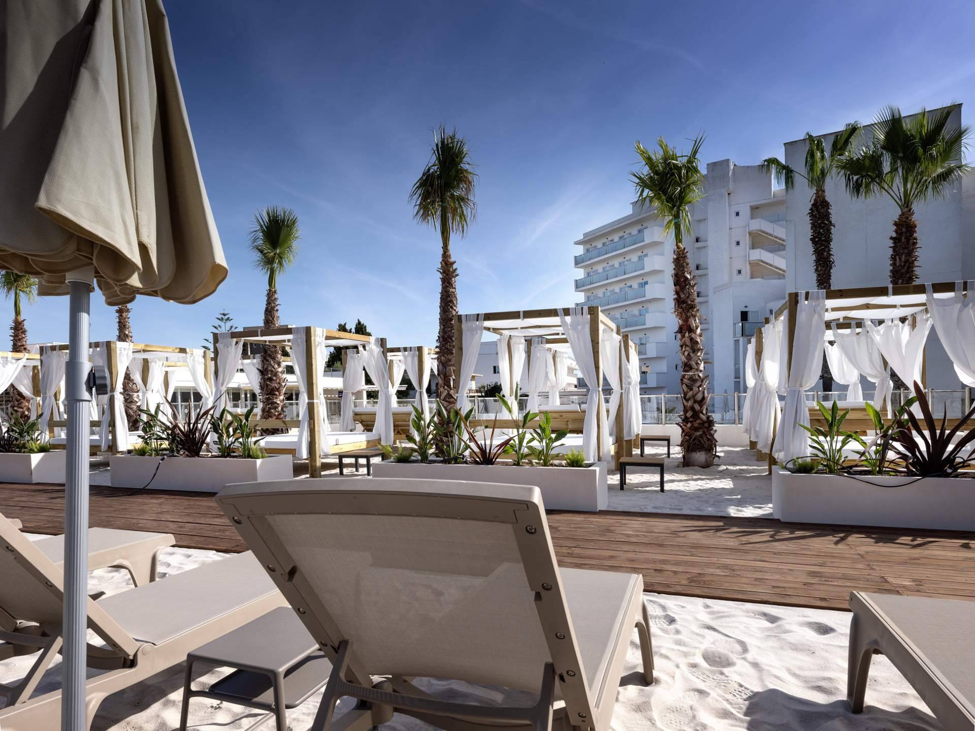 Gracias a una Estrategia de Comercialización Sobresaliente, Zero Drach del Mar Hotel en Porto Cristo Supera las Previsiones de Ocupación en su Temporada Inaugural