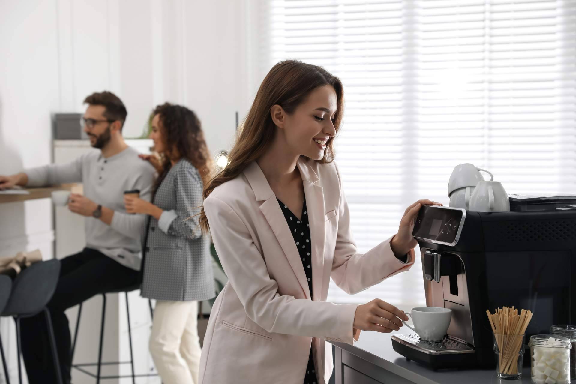 ¿Dónde encontrar cafeteras para oficinas para un mejor bienestar laboral? Fresh Ocs
