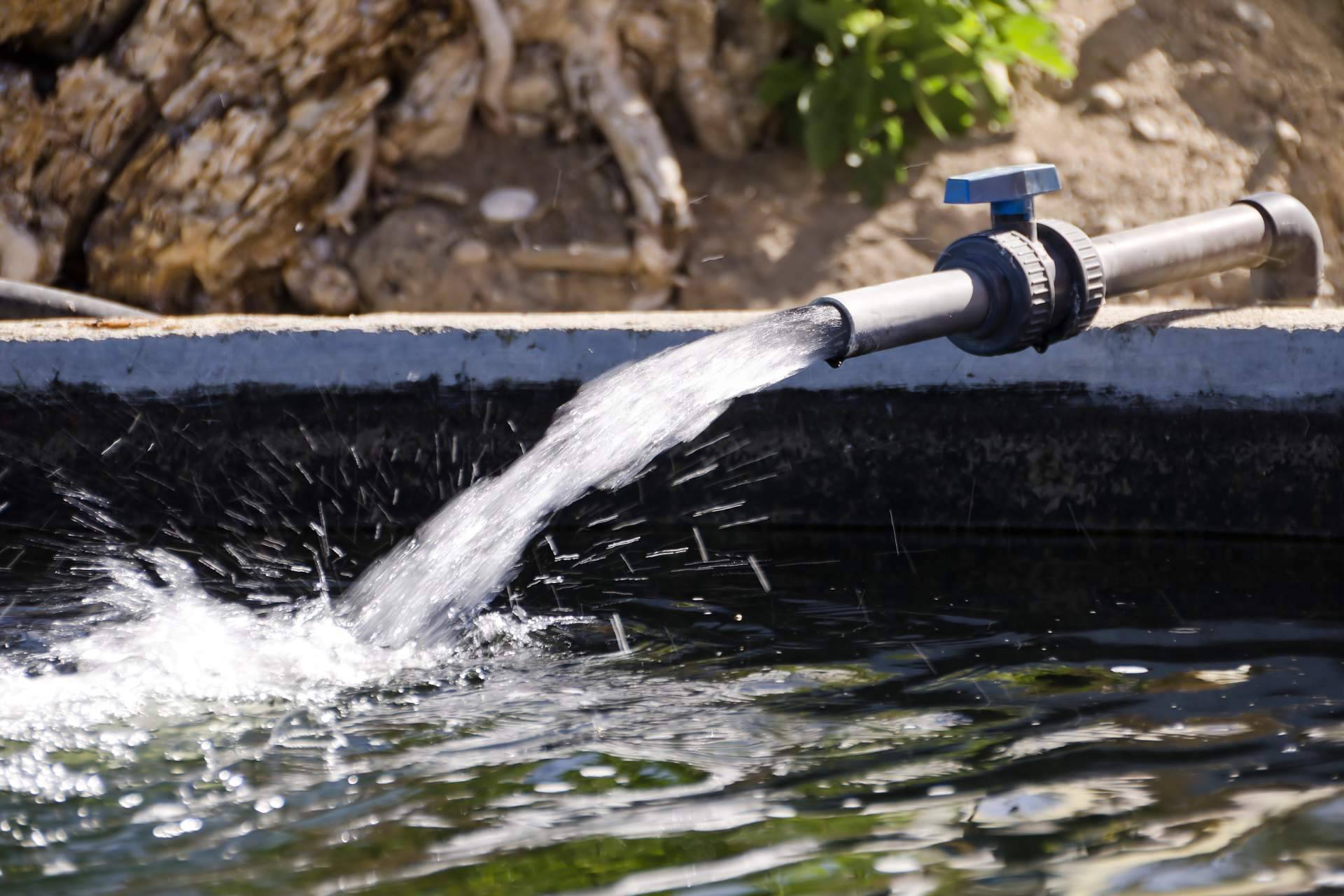¿Cuáles son las principales ventajas de la bomba de agua solar Ebosun, disponible en Solarbex?