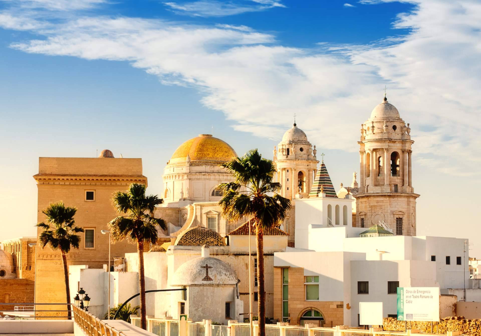 Conocer todos los rincones de Cádiz con Smart Local Tour