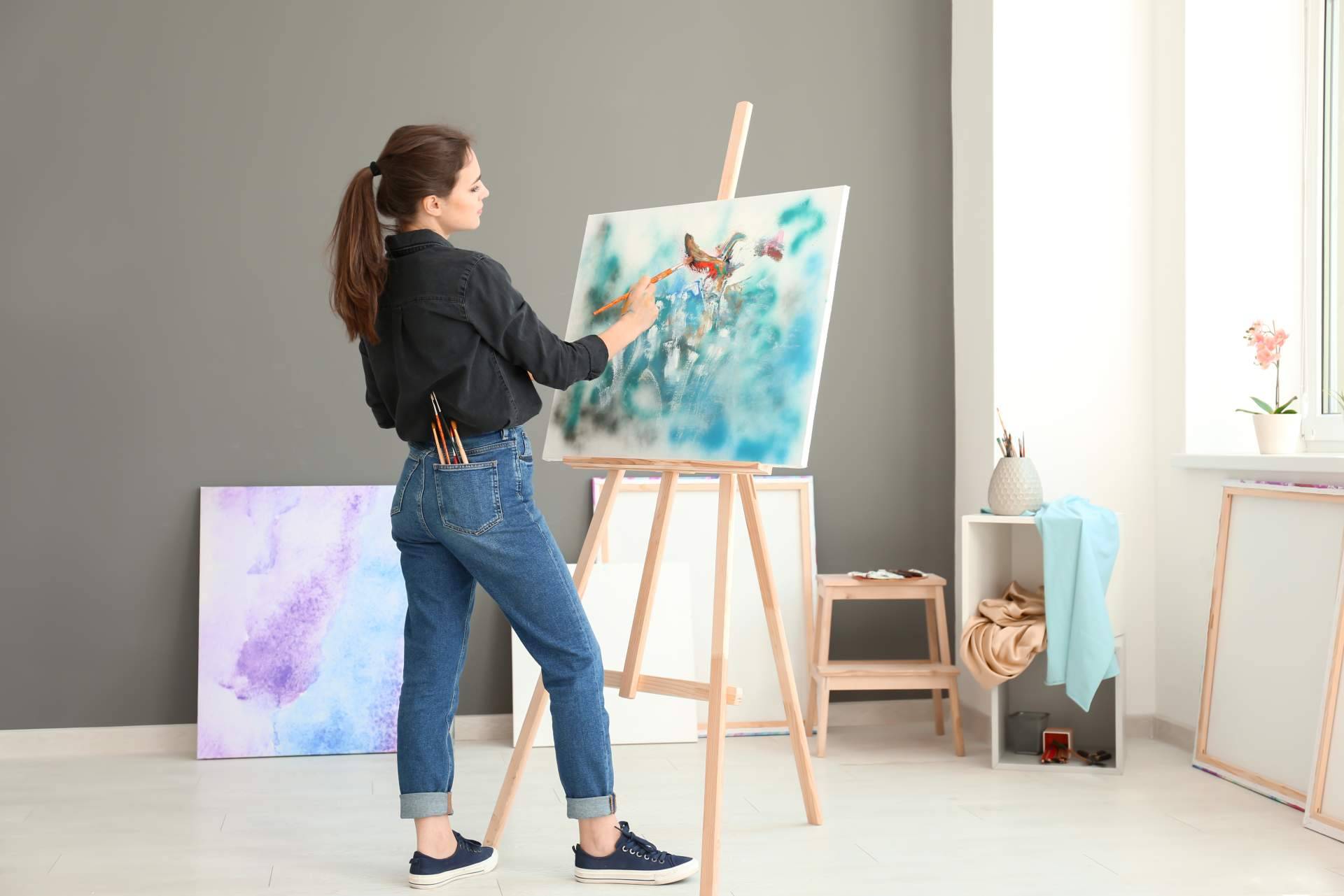 Varias ideas de regalo para amantes del arte y la pintura