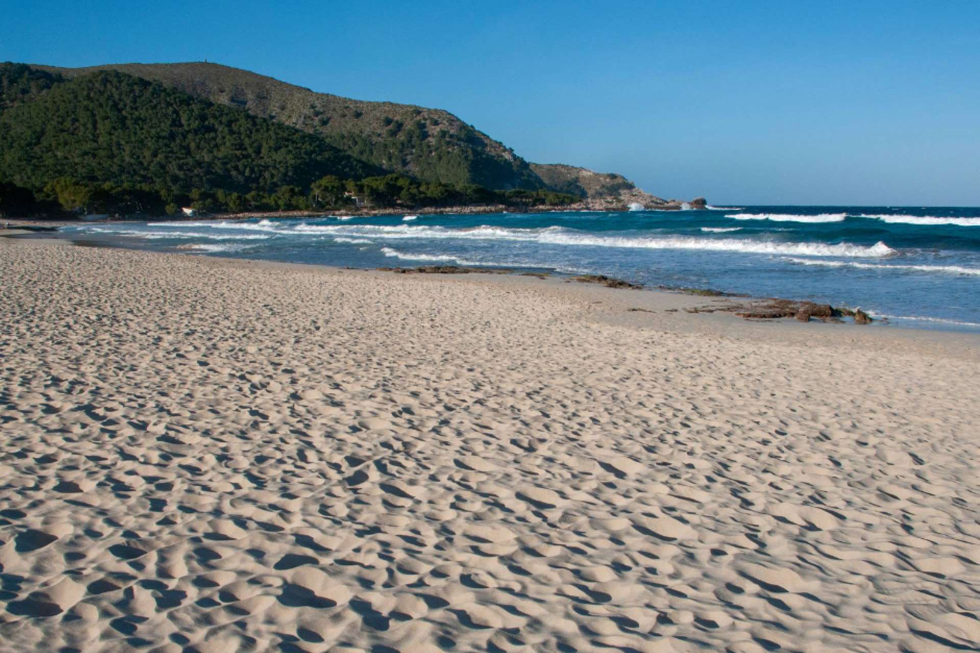 Descubrir Cala Ratjada; una experiencia vacacional única, por Apartamentos Ponent