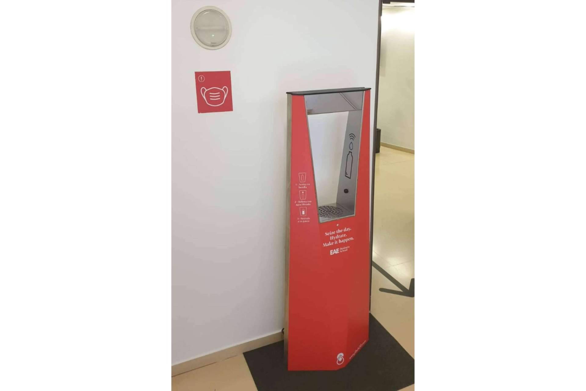Jibu H2O, una empresa experta en la venta de fuentes de agua potable para instalar en las escuelas y universidades