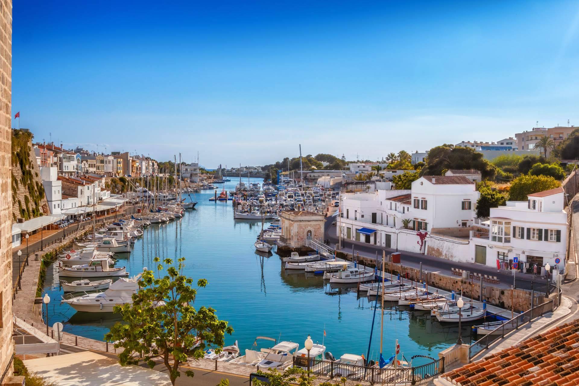 Menorca, el sitio ideal para tener una segunda residencia