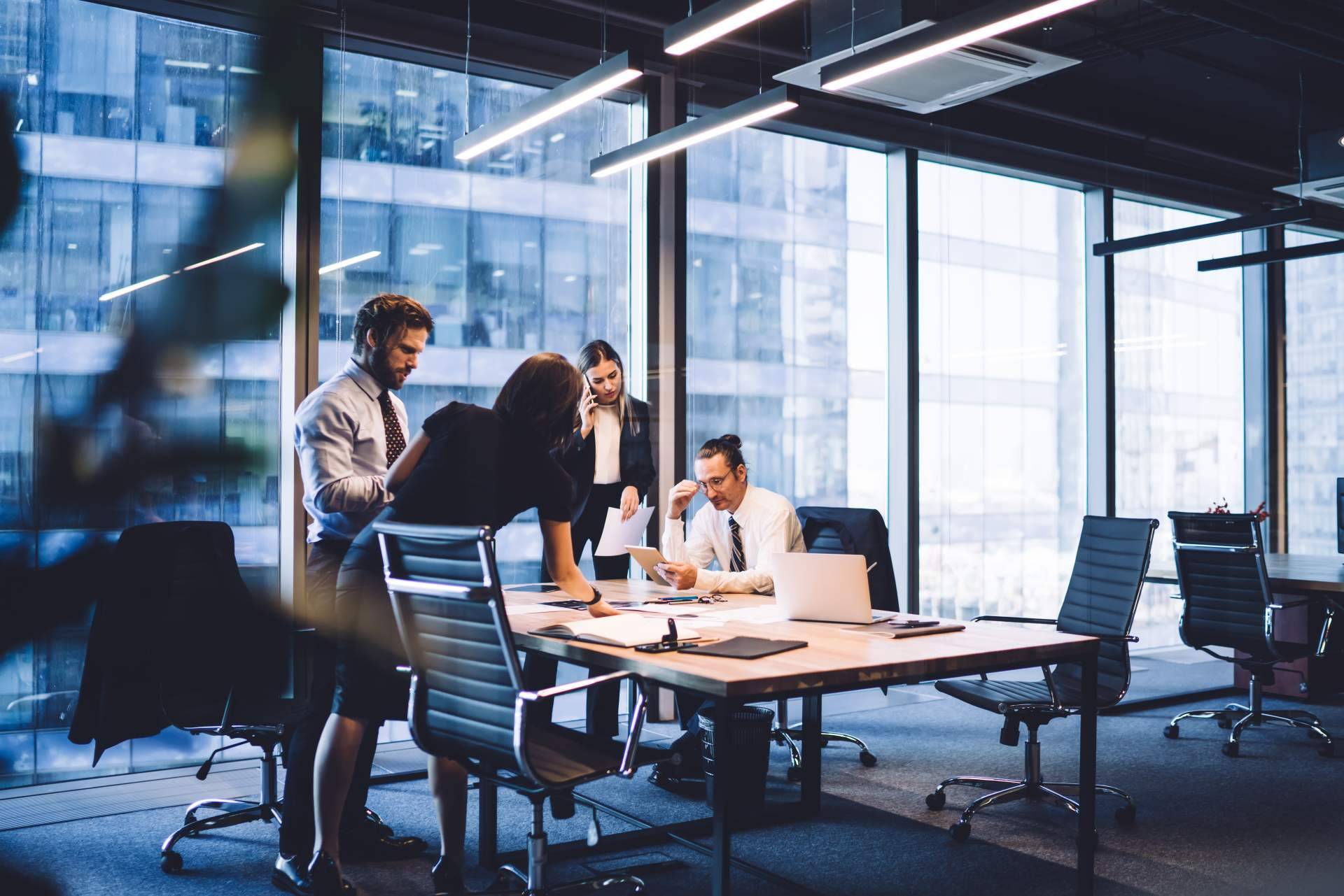 Las diferencias entre el marketing industrial y el marketing de consumo, con BCM Marketing
