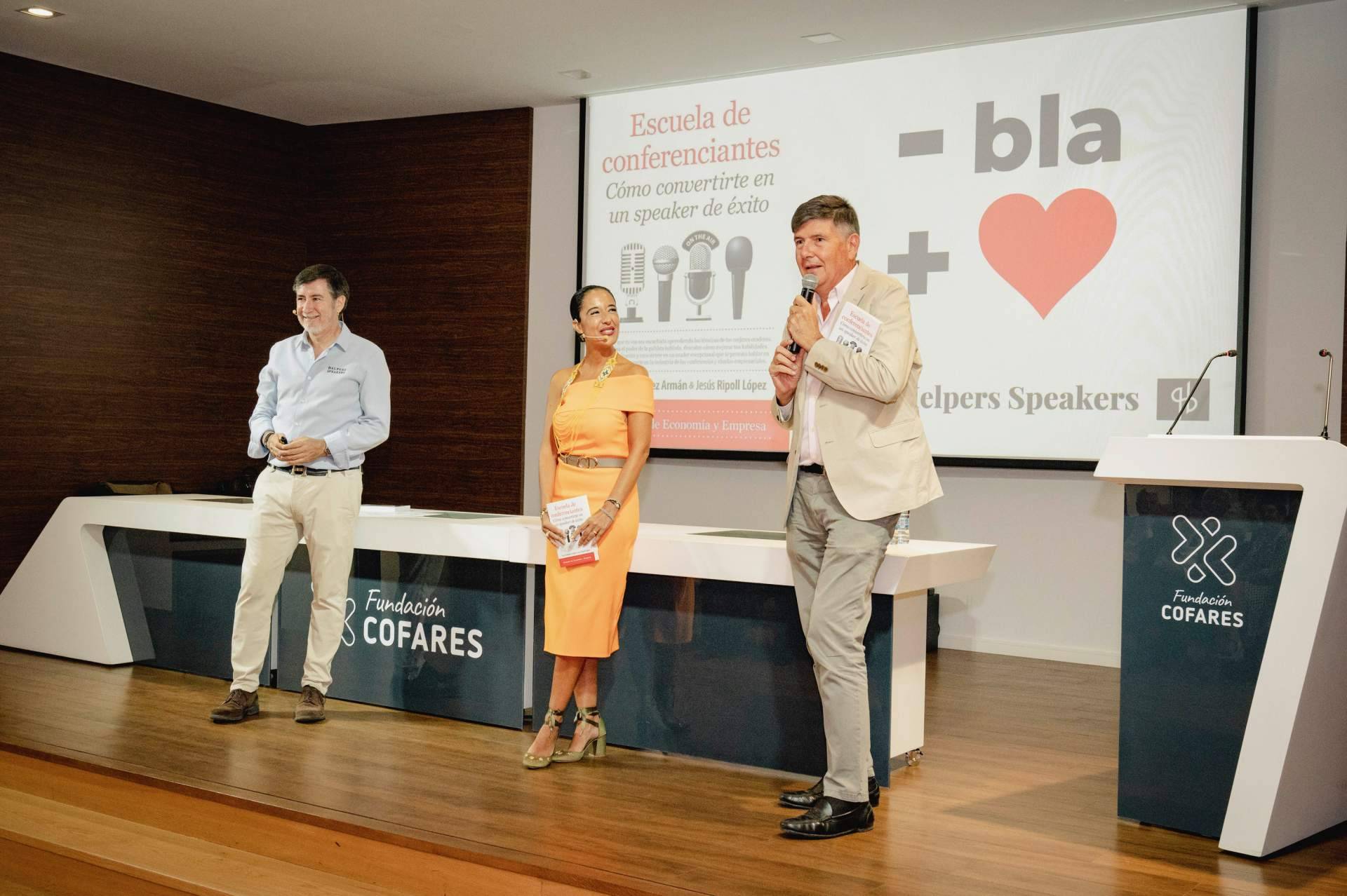 Helpers Speakers presentó 'Escuela de Conferenciantes' y fue todo un éxito