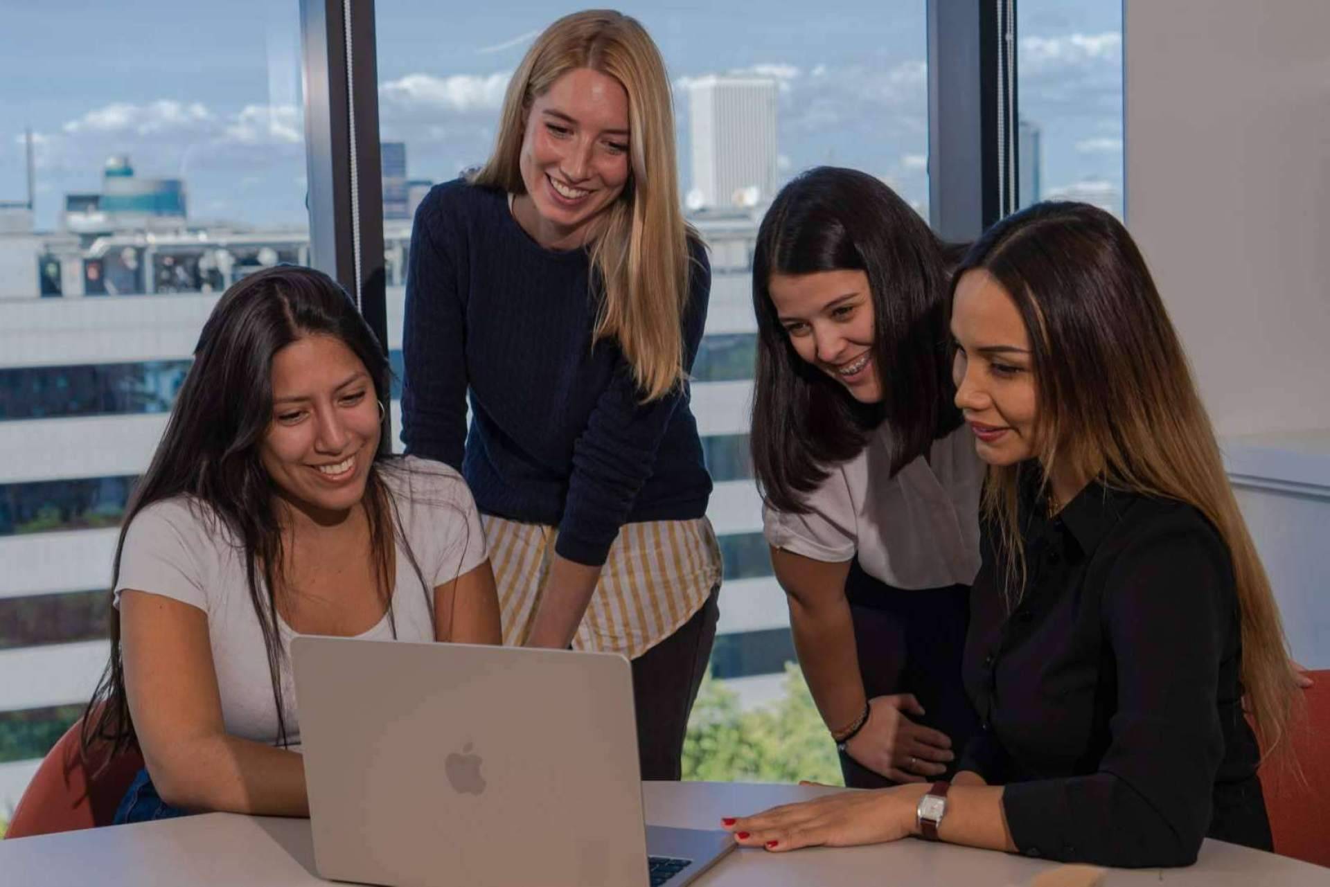 Primera Impresión cuenta con especialistas en la organización de eventos empresariales