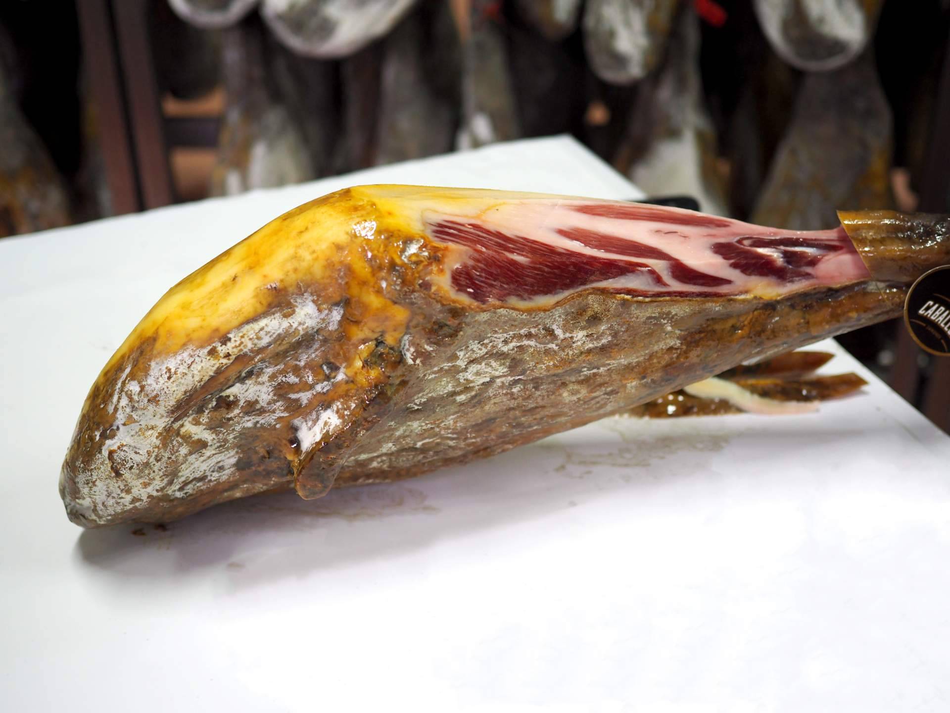 Consejos para empezar un jamón con el corte perfecto