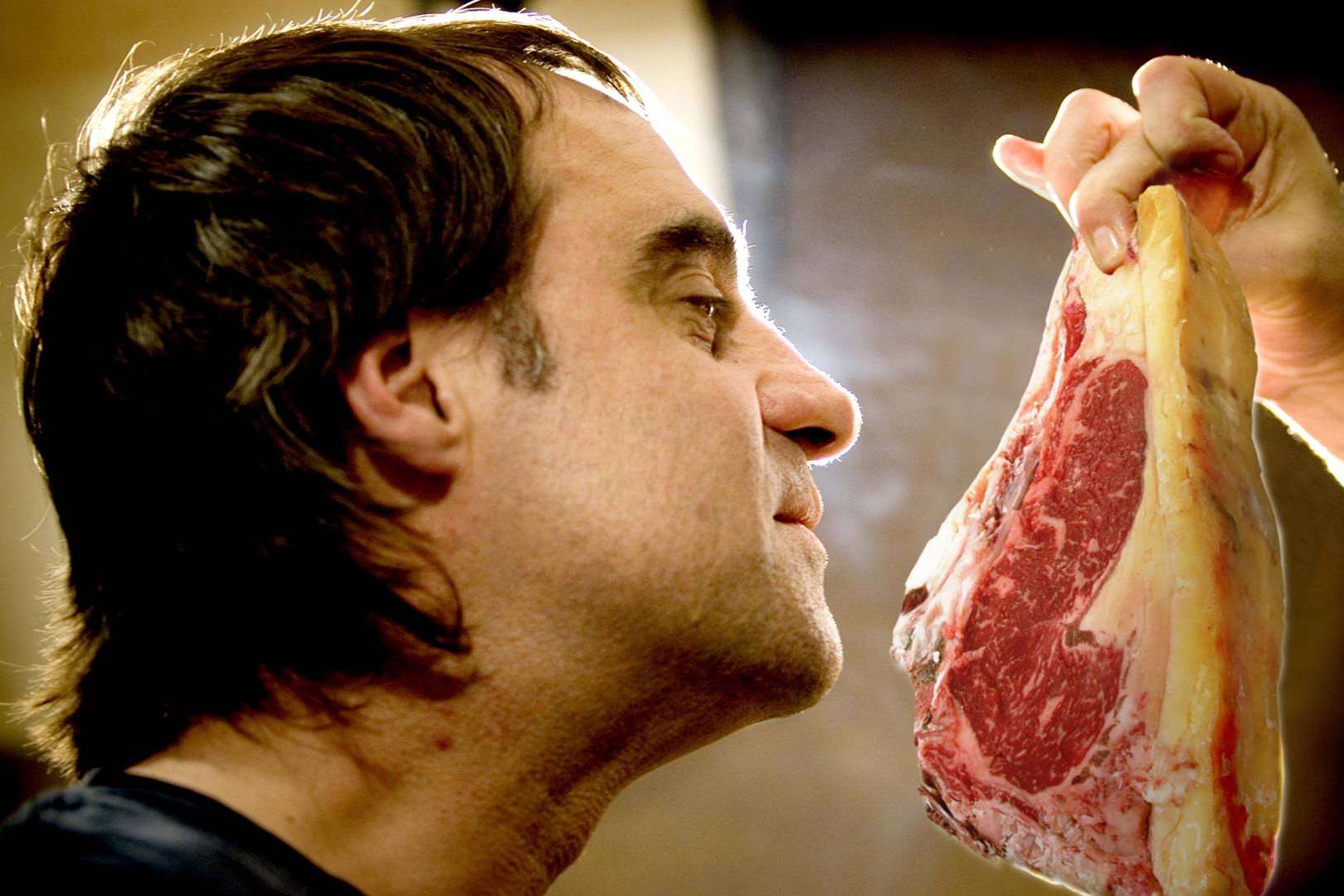 Los especialistas de Txogitxu ofrecen txuletón de la vaca vieja y gorda