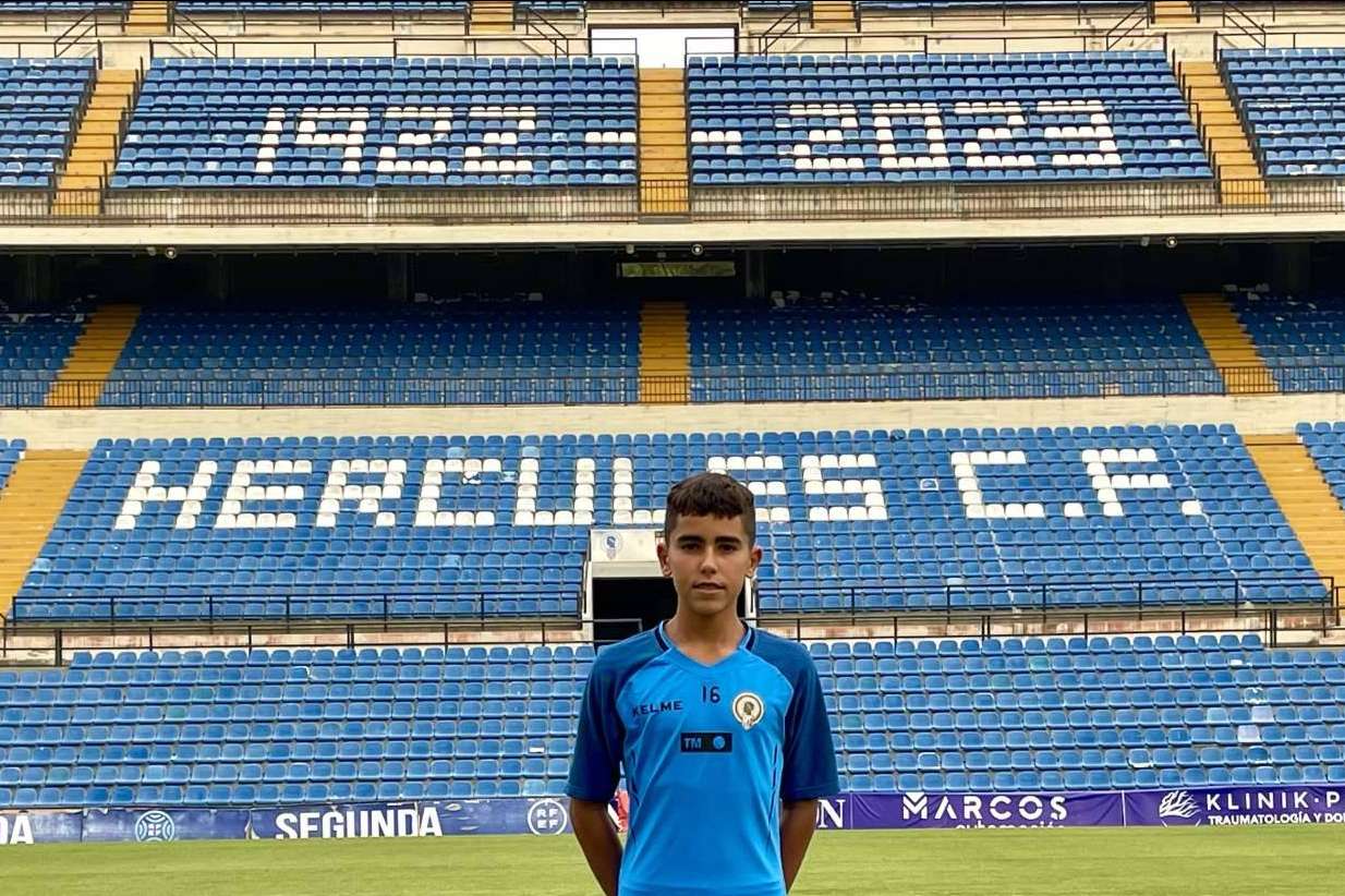Roi López, el prometedor jugador de fútbol de 14 años