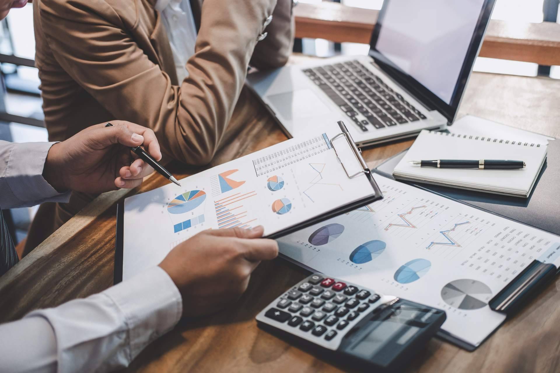 Elite Wave Assessors, los expertos en contabilidad financiera que ayudan a empresas y autónomos a entender sus finanzas