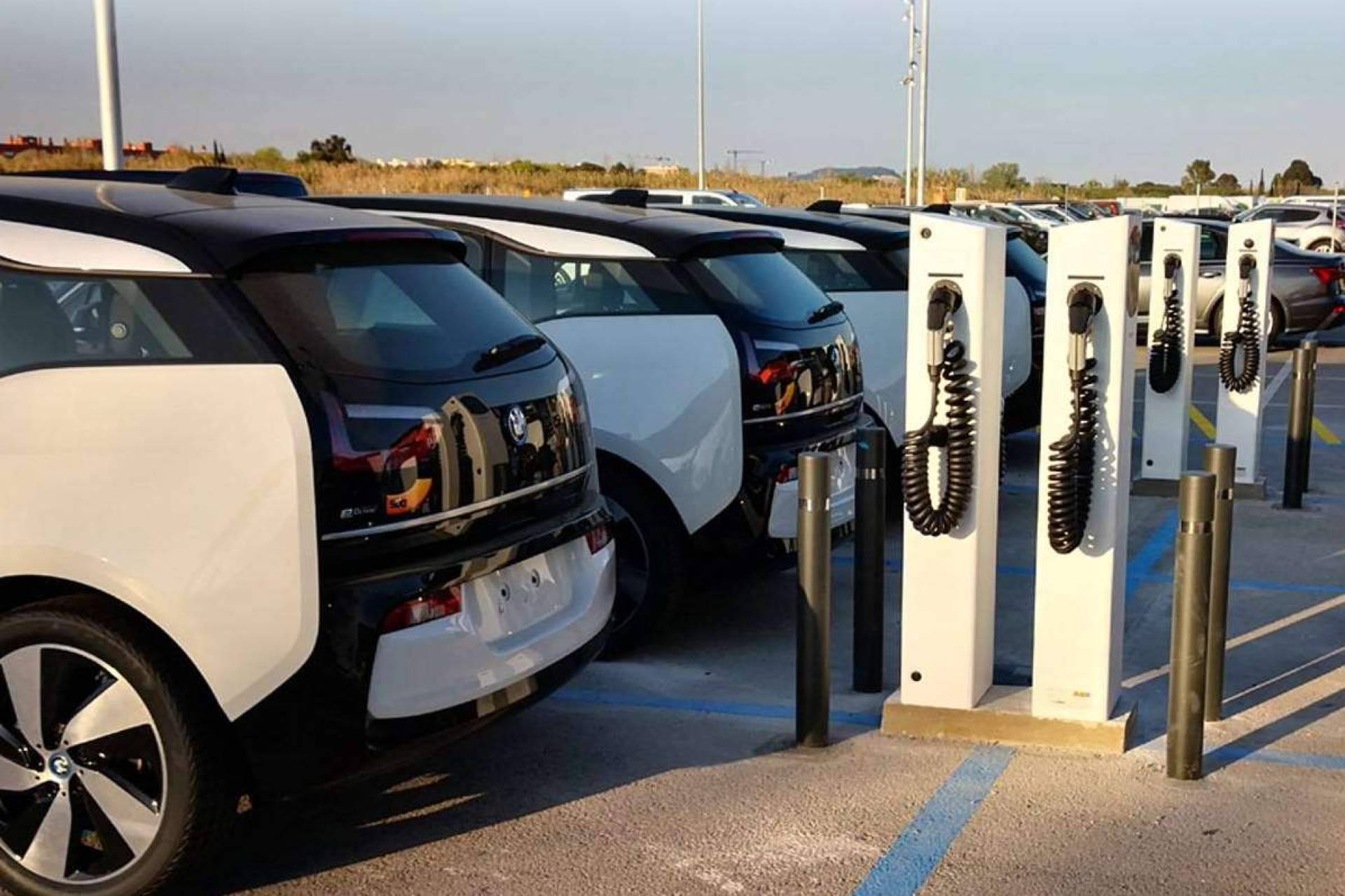La gestión de puntos de recarga con EVcharge y Sixt Rent a Car